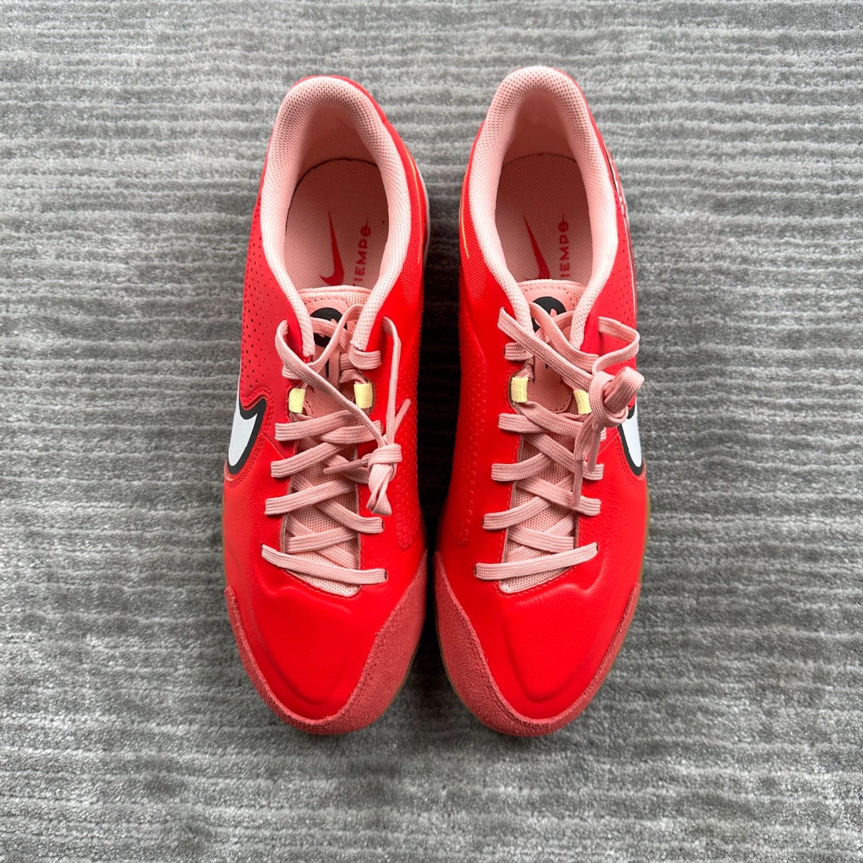 Nike Nike Tiempo Legend 9 Academy Mens 6.5 Red TF Low Top Soccer Football Shoes Size US M / EU 48-50 / 2 - 4 Thumbnail