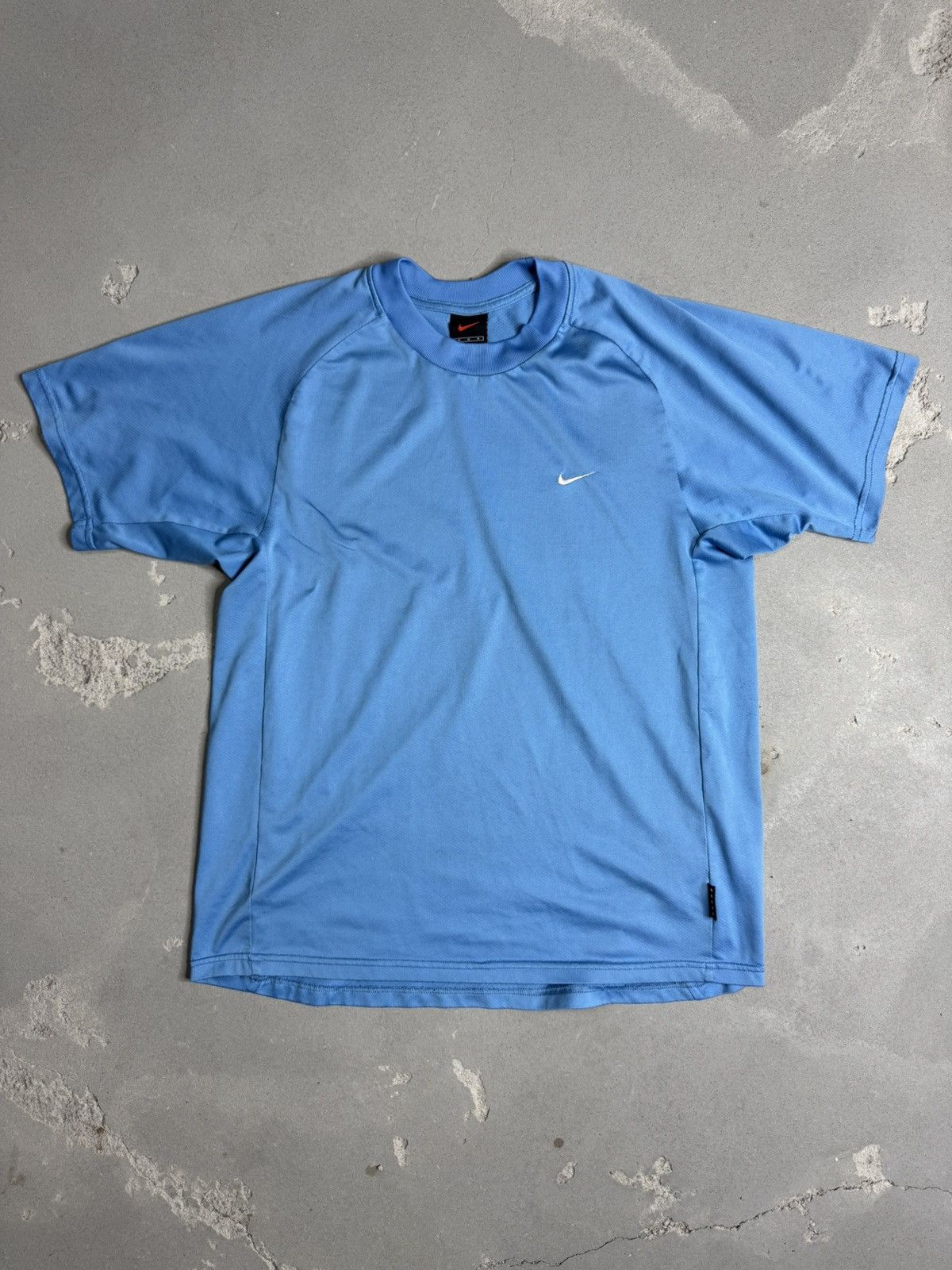 Nike × Vintage 1990’s Vintage Nike T Shirt Embroidered Mini Logo Size US M / EU 48-50 / 2 - 1 Thumbnail