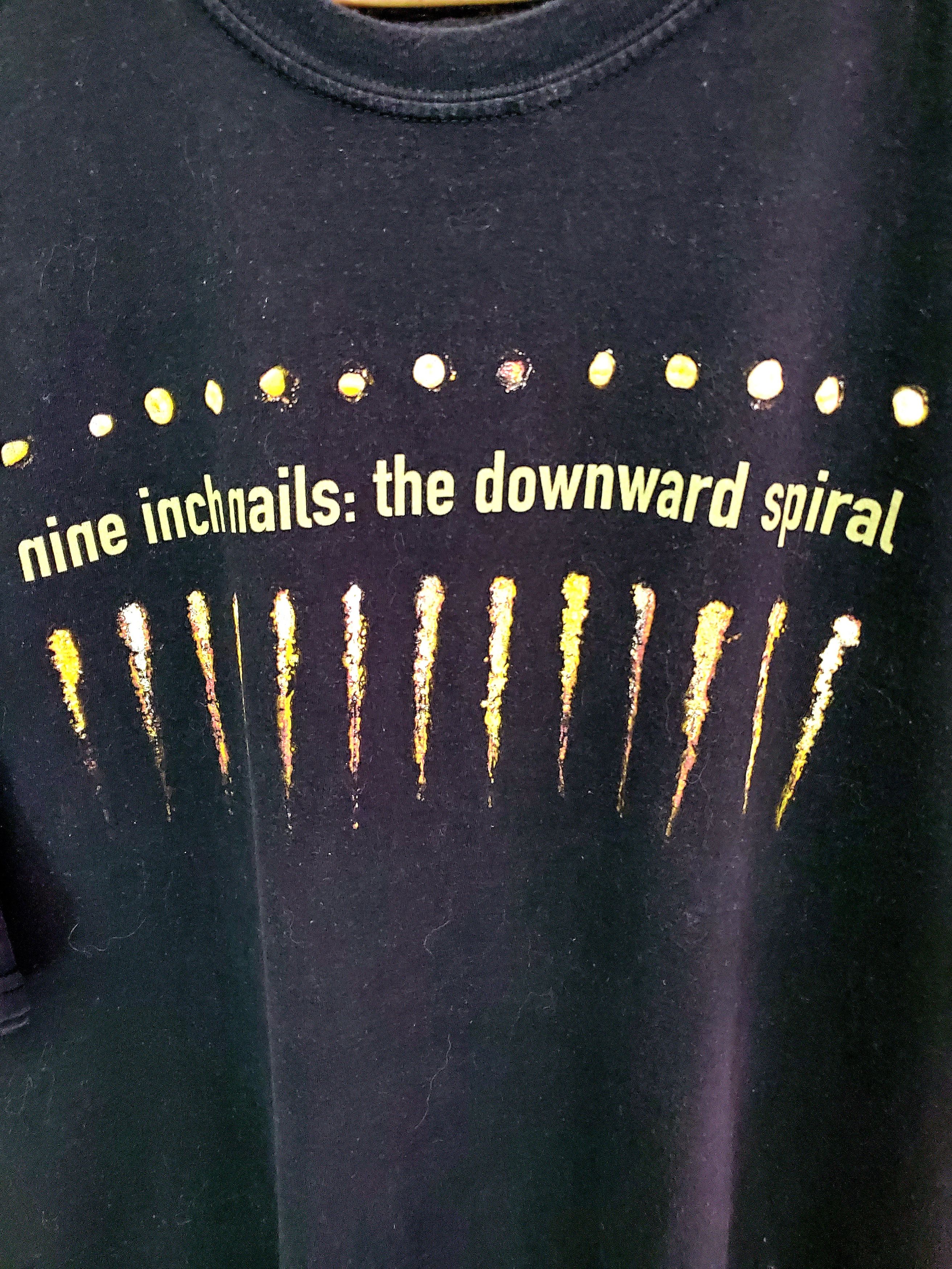 Band Tees × Vintage Nine Inch Nails - The Downward Spiral Band Tee shirt sizeXXL Size US XXL / EU 58 / 5 - 2 Thumbnail