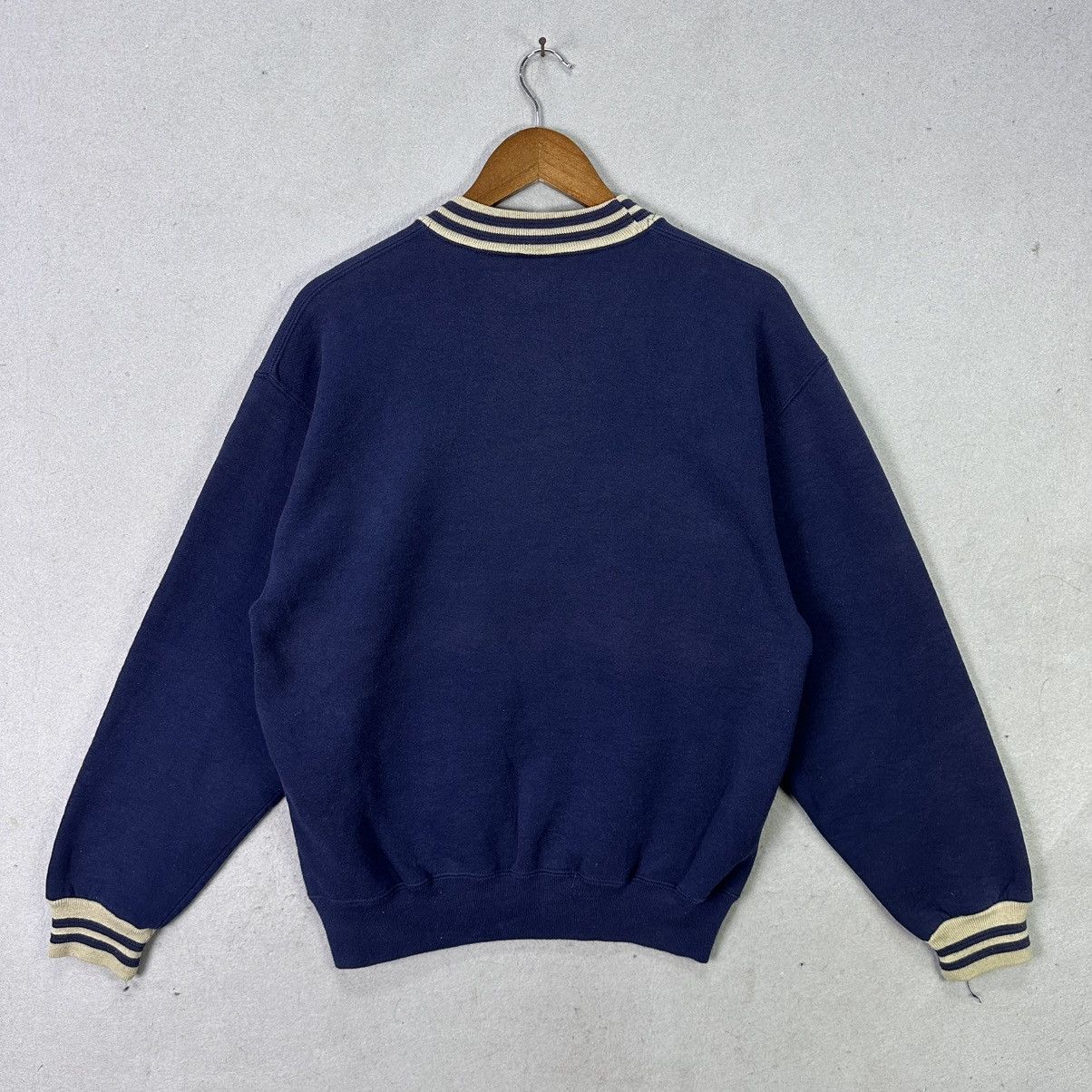 Disney Vintage Mickey Mouse Sweatshirt Made in USA Navy Crewneck Size US M / EU 48-50 / 2 - 6 Thumbnail