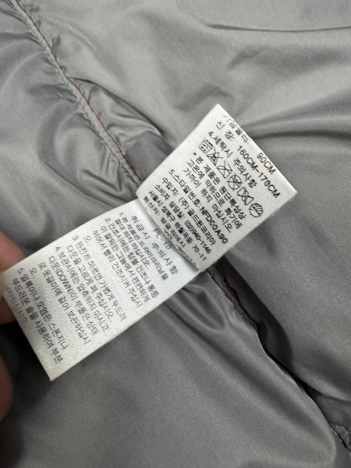 The North Face THE NORTH FACE WOMANS VINTAGE VEST Y2K DOWN JACKET PUFFER Size L / US 10 / IT 46 - 8 Thumbnail
