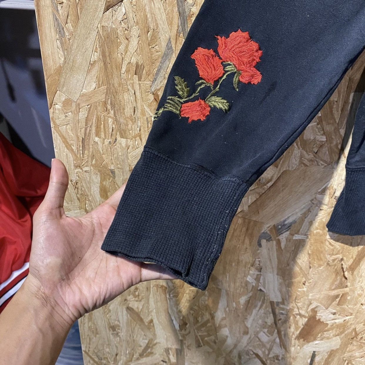 Hysteric Glamour Hysteric Glamour Embroidered Big Rose Sweatshirts Size US L / EU 52-54 / 3 - 5 Thumbnail