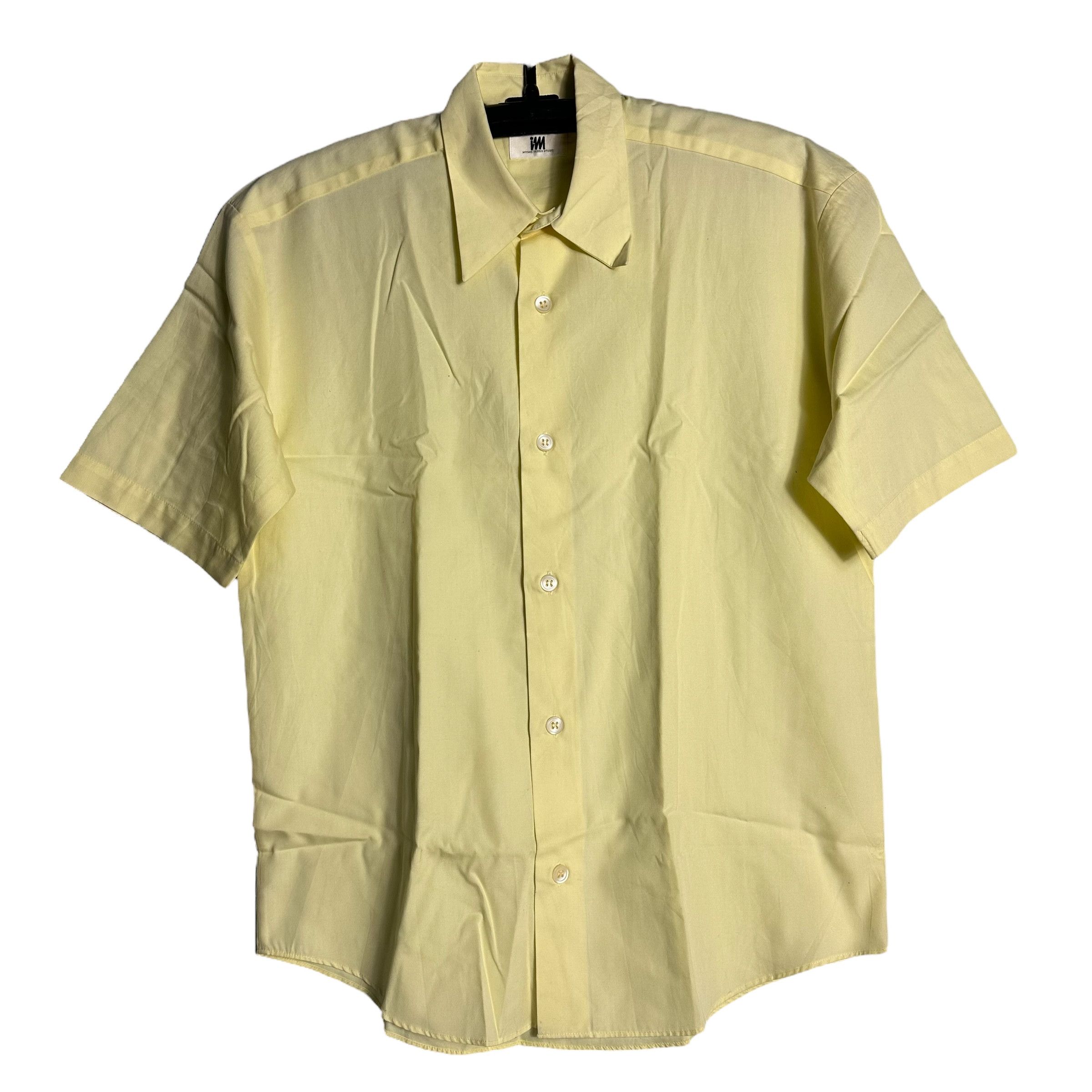 Issey Miyake × Japanese Brand × Vintage 🔥RARE🔥Vintage Issey Miyake Short Sleeve Plain Shirt Size US M / EU 48-50 / 2 - 1 Thumbnail