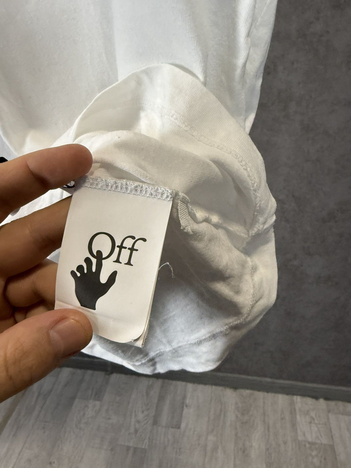 Off-White Off-white designer big logo tee Size US M / EU 48-50 / 2 - 8 Thumbnail