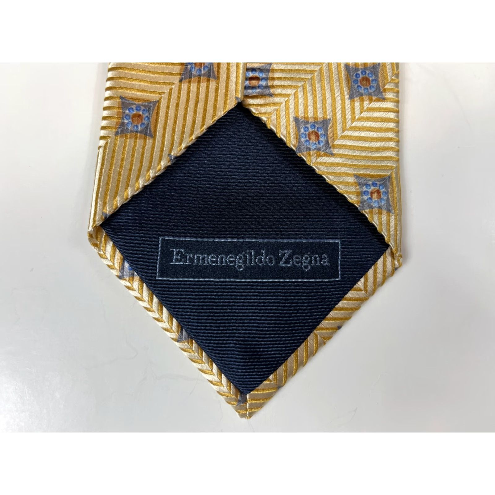 Ermenegildo Zegna VINTAGE Ermenegildo Zegna Silk Tie Foulard Gold Made in Italy Men’s Tie 57"-60" Wide 3.75" 100% Silk"} Size ONE SIZE - 7 Thumbnail