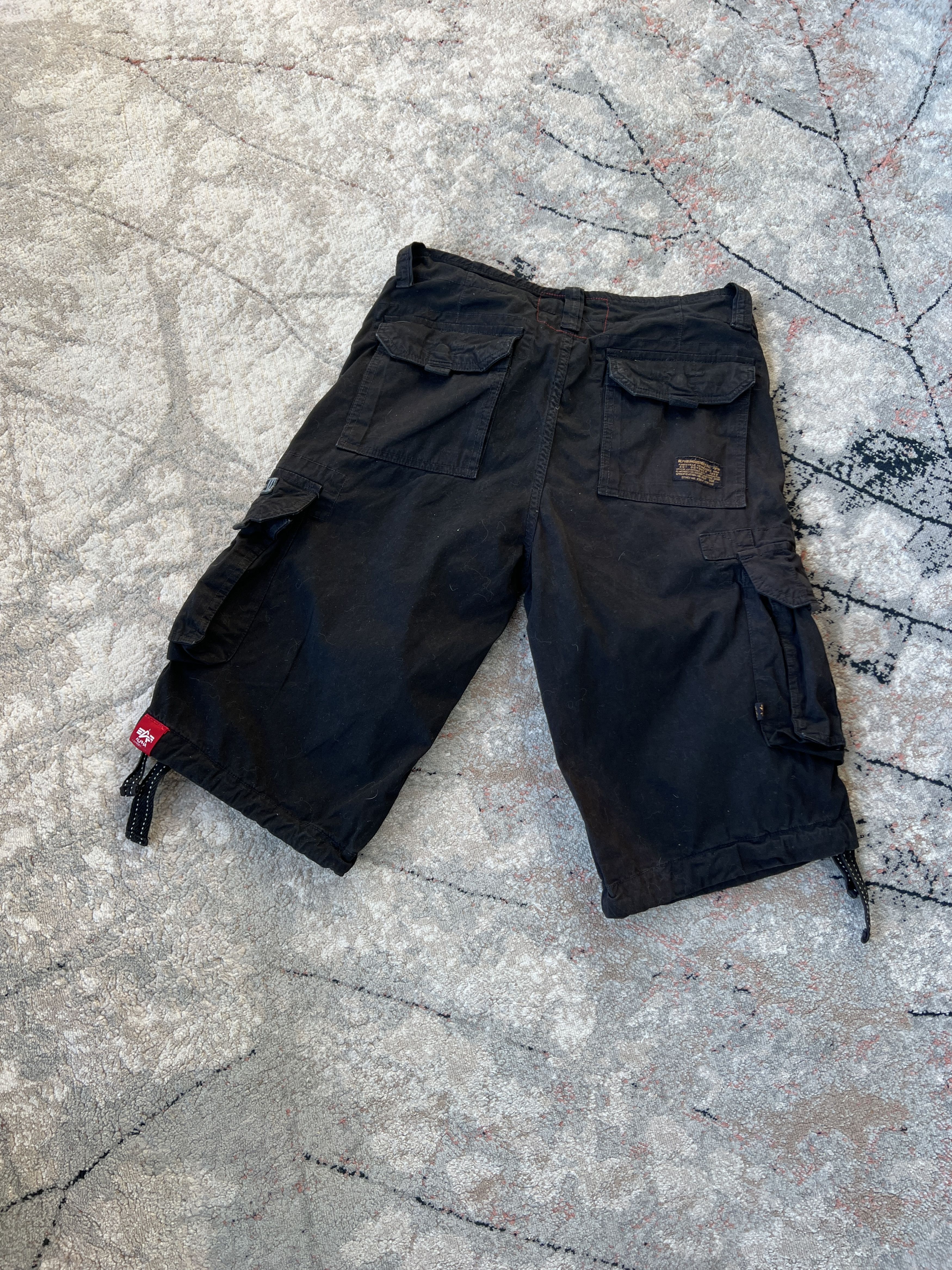 Alpha Industries Alpha Industries Vintage Shorts Size US 30 / EU 46 - 9 Thumbnail