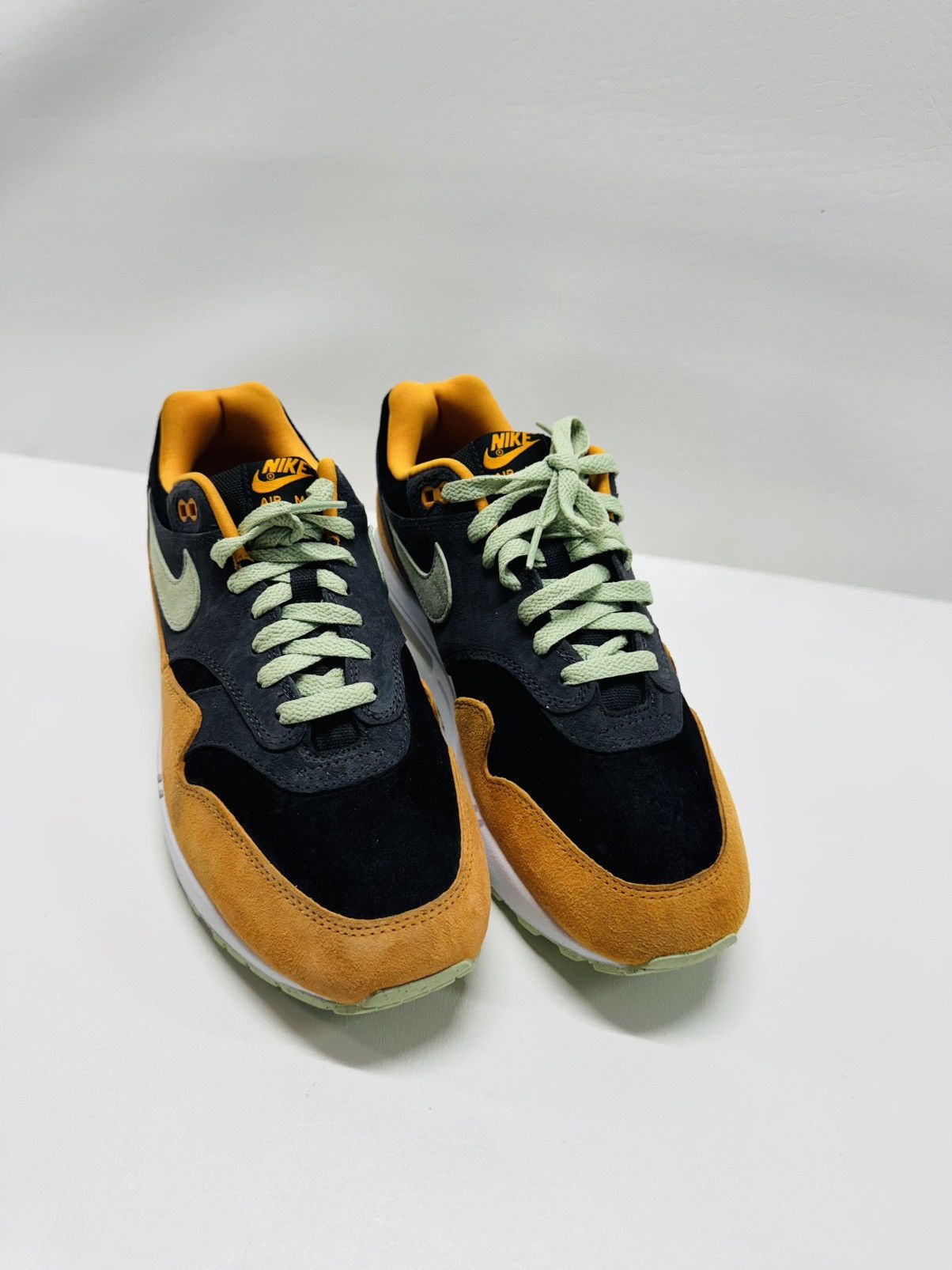 Nike Nike Air Max 1 Premium 'Ugly Duckling' Size US 9.5 / EU 42-43 - 2 Thumbnail