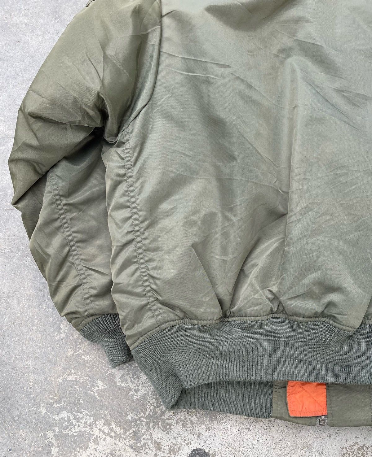 Converse 🔥Vintage Converse Ma-1 Flight Bomber Jacket Size US L / EU 52-54 / 3 - 11 Thumbnail
