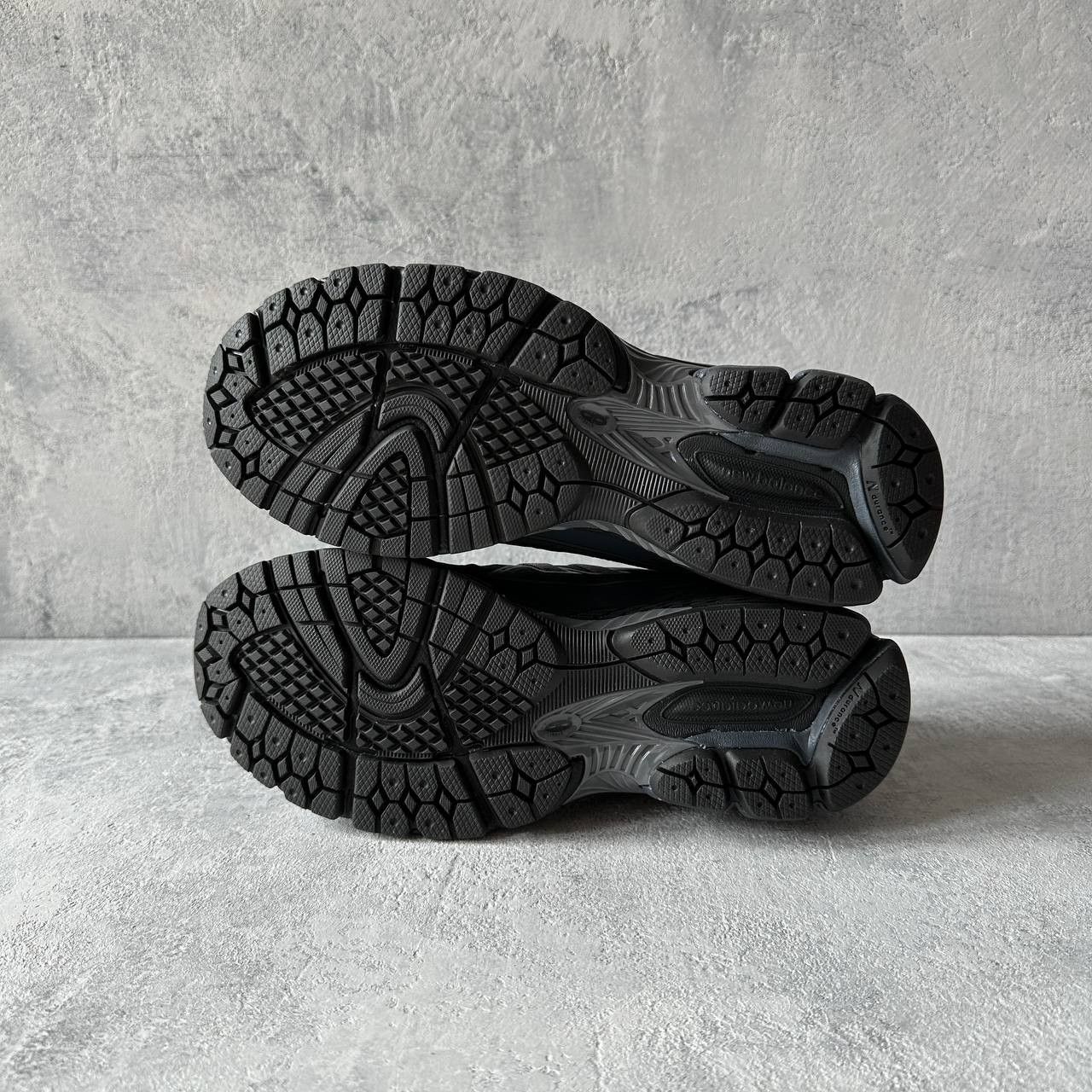 New Balance New Balance 1906R Black Cement Graphite Size 40.5 U1906RBG Size US 7.5 / EU 40-41 - 7 Thumbnail