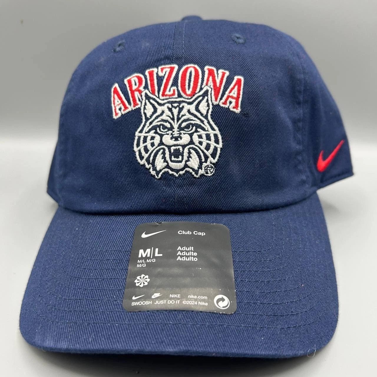 Nike Arizona Wildcats x Nike Club Hat Men M-L Strap Back Cotton Size ONE SIZE - 1 Thumbnail