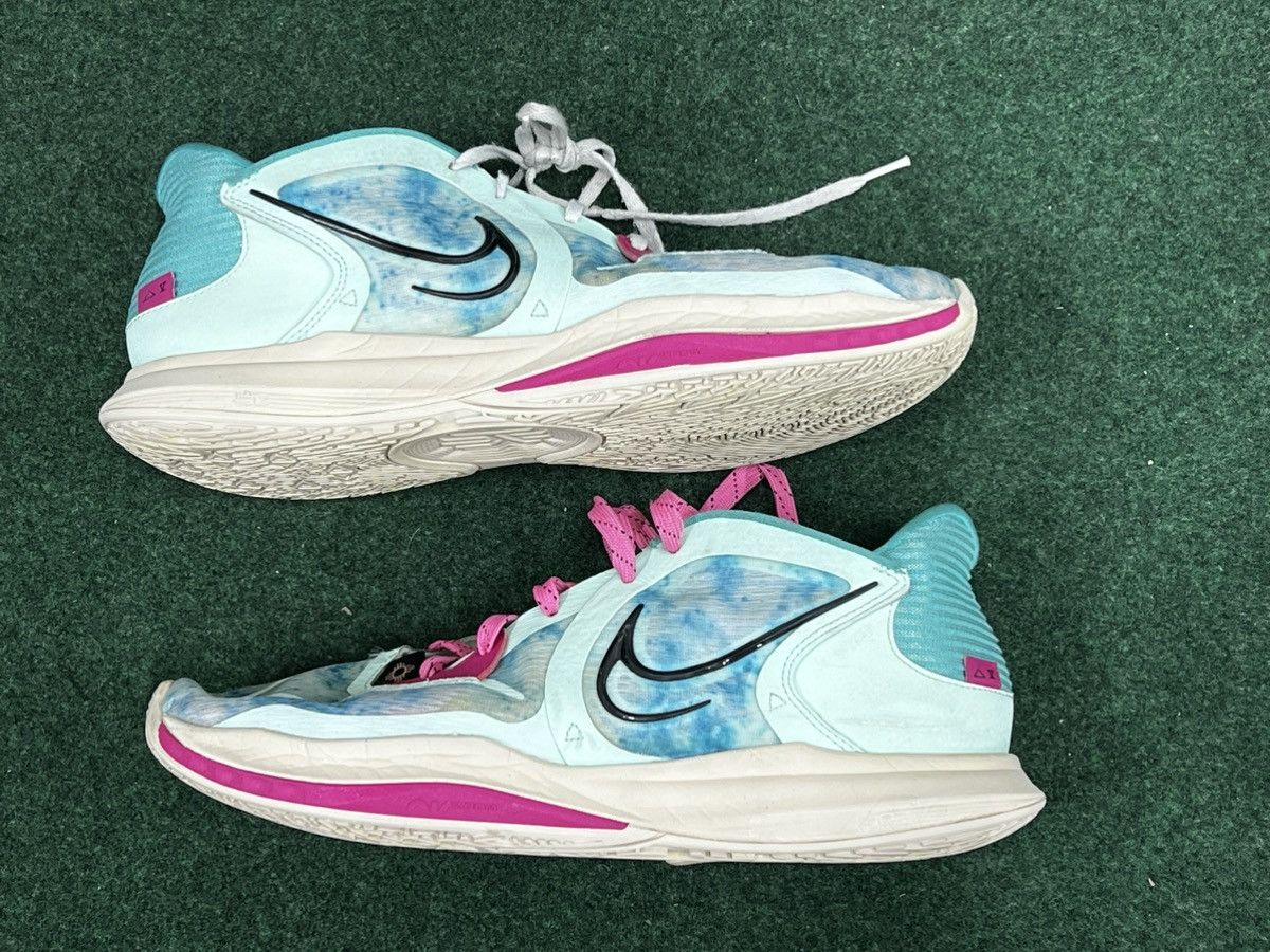 Nike 2022 Nike Kyrie Low 5 Community Size US 12 / EU 45 - 4 Thumbnail