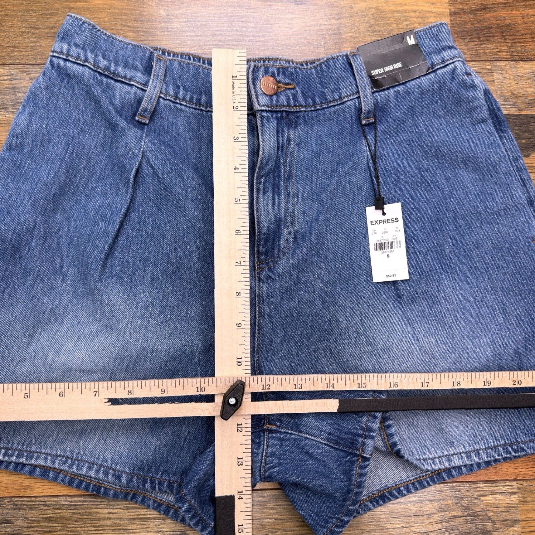 Express Express Denim Shorts Womens Medium Pleated Stretch High Rise Short Size 32" / US 10 / IT 46 - 7 Thumbnail