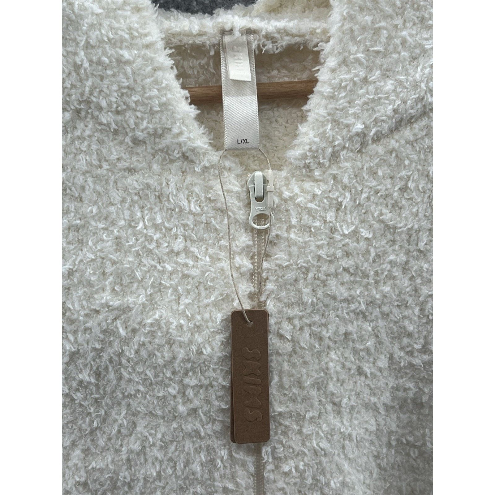 SKIMS Skims Fuzzy Fleece Teddy Bear Full Sweatshirt Women’s Large Size L / US 10 / IT 46 - 3 Thumbnail