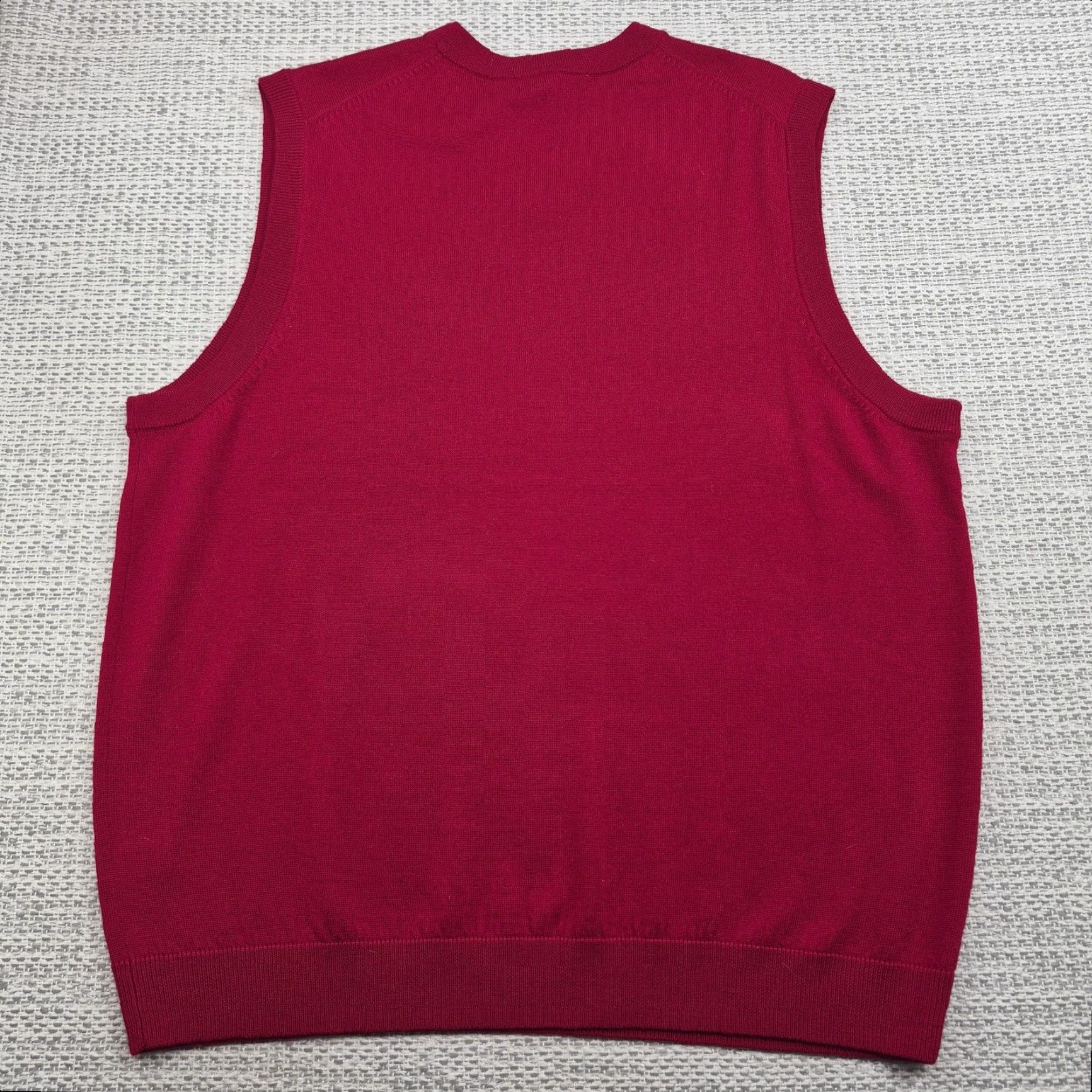 Vintage Turnbury Mens XL Red 100% Extra Fine Merino Wool V Neck Knit Sweater Vest Shirt Size US XL / EU 56 / 4 - 6 Thumbnail