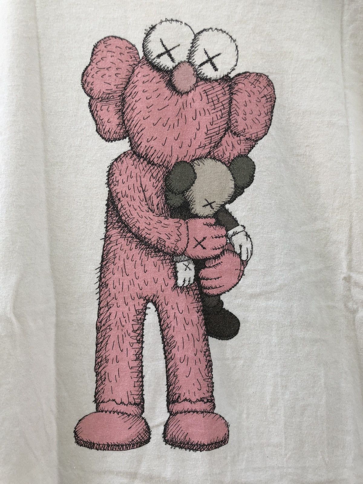 Japanese Brand UT Uniqlo X Kaws X Japanese Brands Tshirt Size US M / EU 48-50 / 2 - 2 Thumbnail