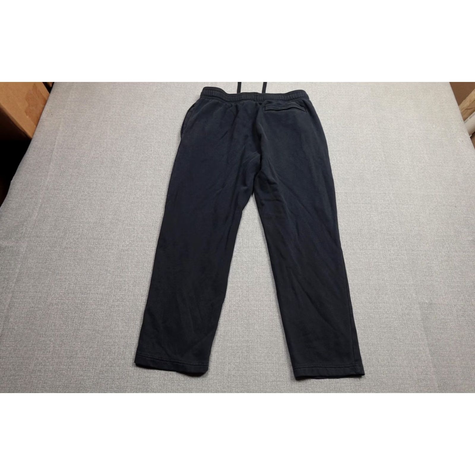 Under Armour Under Armour ColdGear Sweatpants Mens XL Black Fleece Joggers Thermal Warm pants casual activewear running gym training walking Size US 36 / EU 52 - 3 Thumbnail