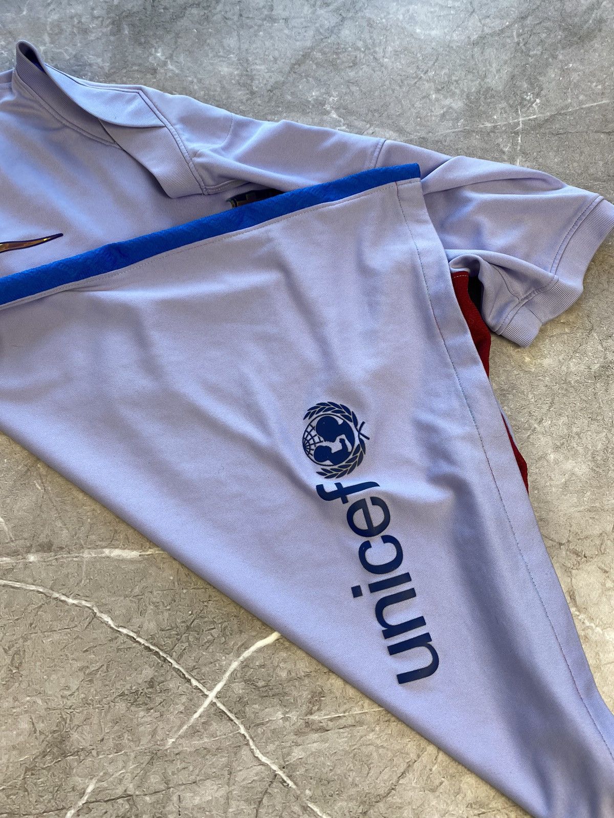 Nike × Vintage Rare Nike FC Barselona 2021/2022 Away Soccer Jersey Size US L / EU 52-54 / 3 - 16 Thumbnail