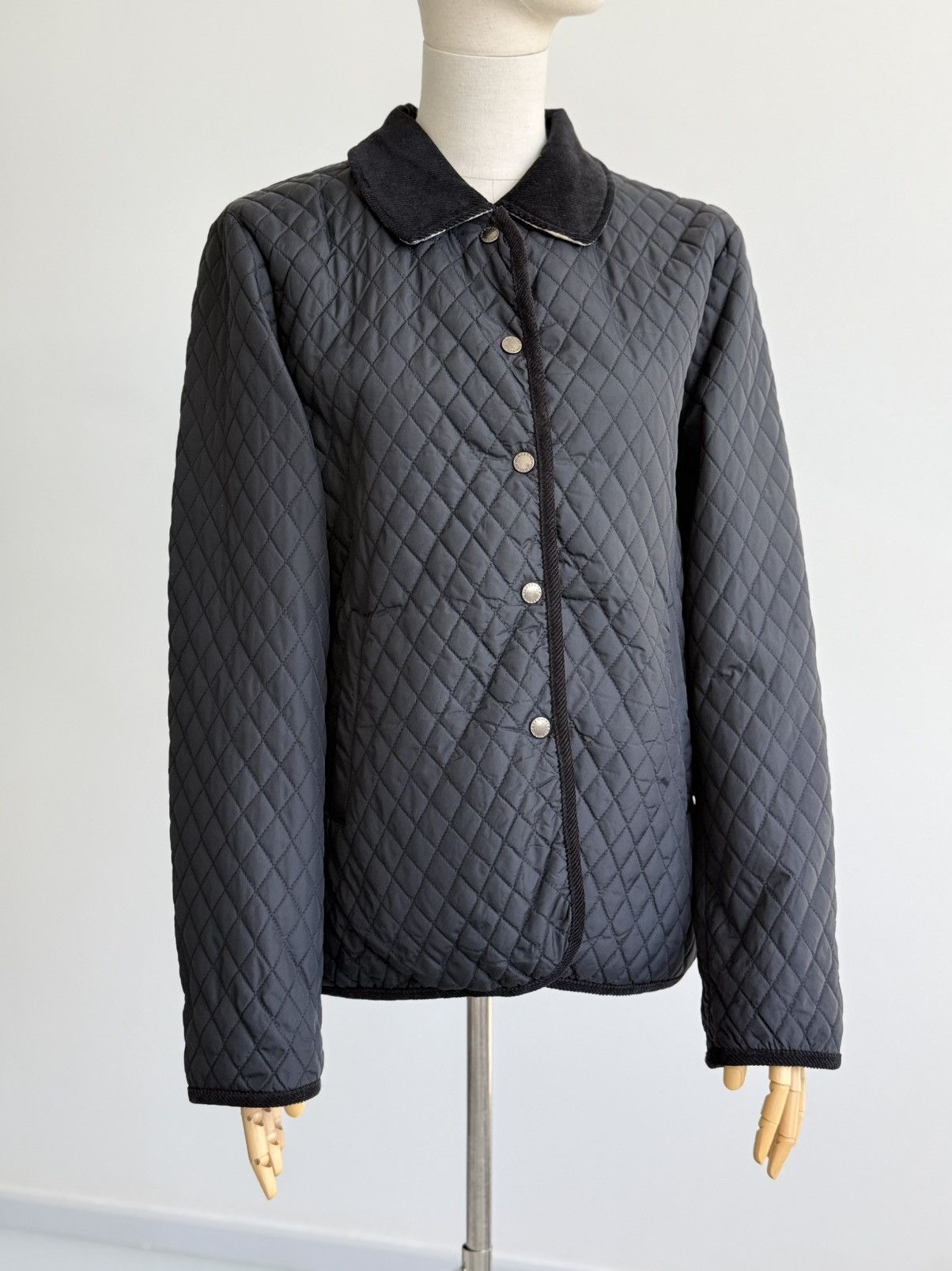 Burberry Burberry Quilted Jacket Corduroy Details Nowa Check Lining Size M / US 6-8 / IT 42-44 - 7 Thumbnail