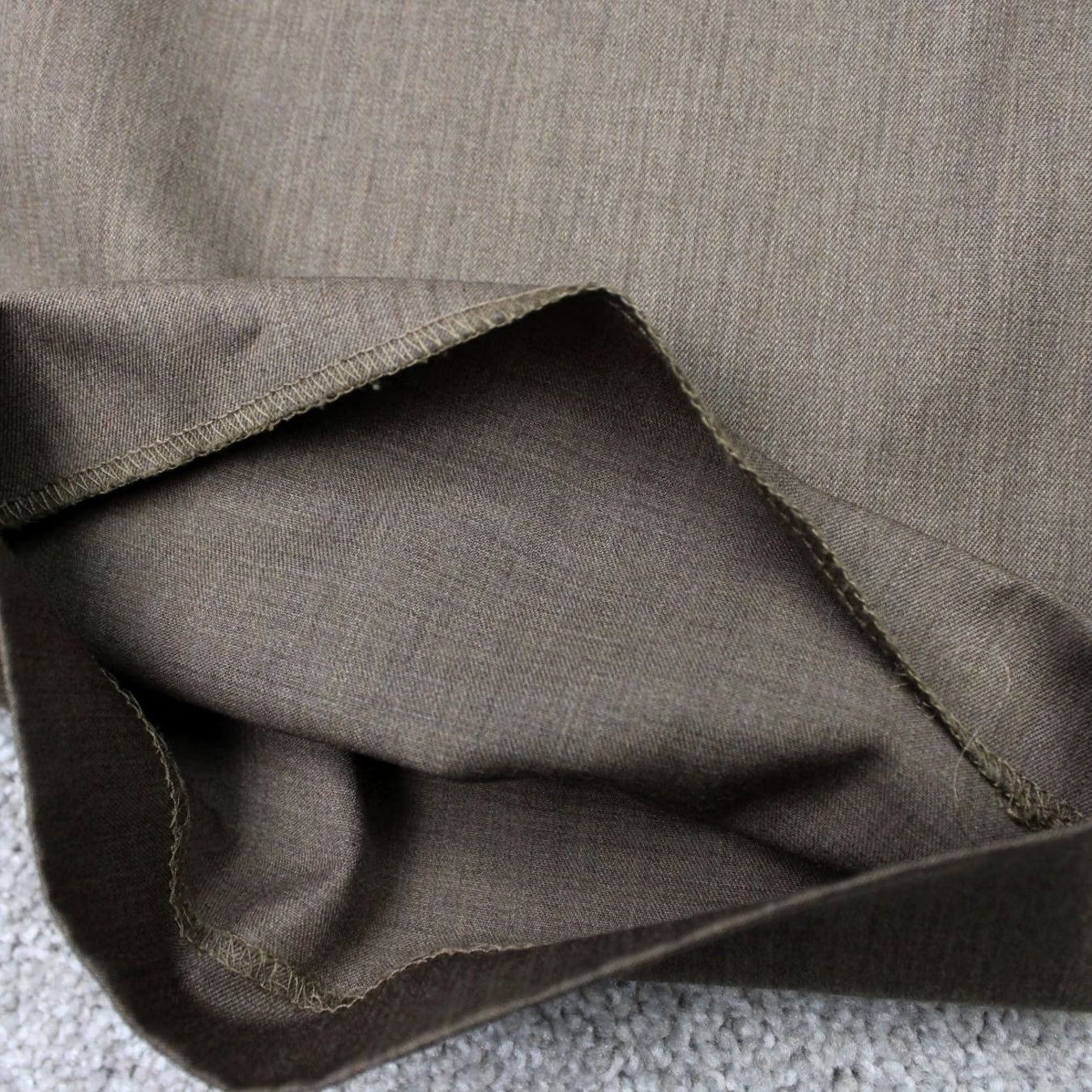 Banana Republic Banana Republic Pants Mens 35x30 Brown 100% Wool Flat Front Acetate Lined Dress Pants Slimming Regular Fit Casual Business Formal City Preppy Mens Size US 35 - 5 Thumbnail