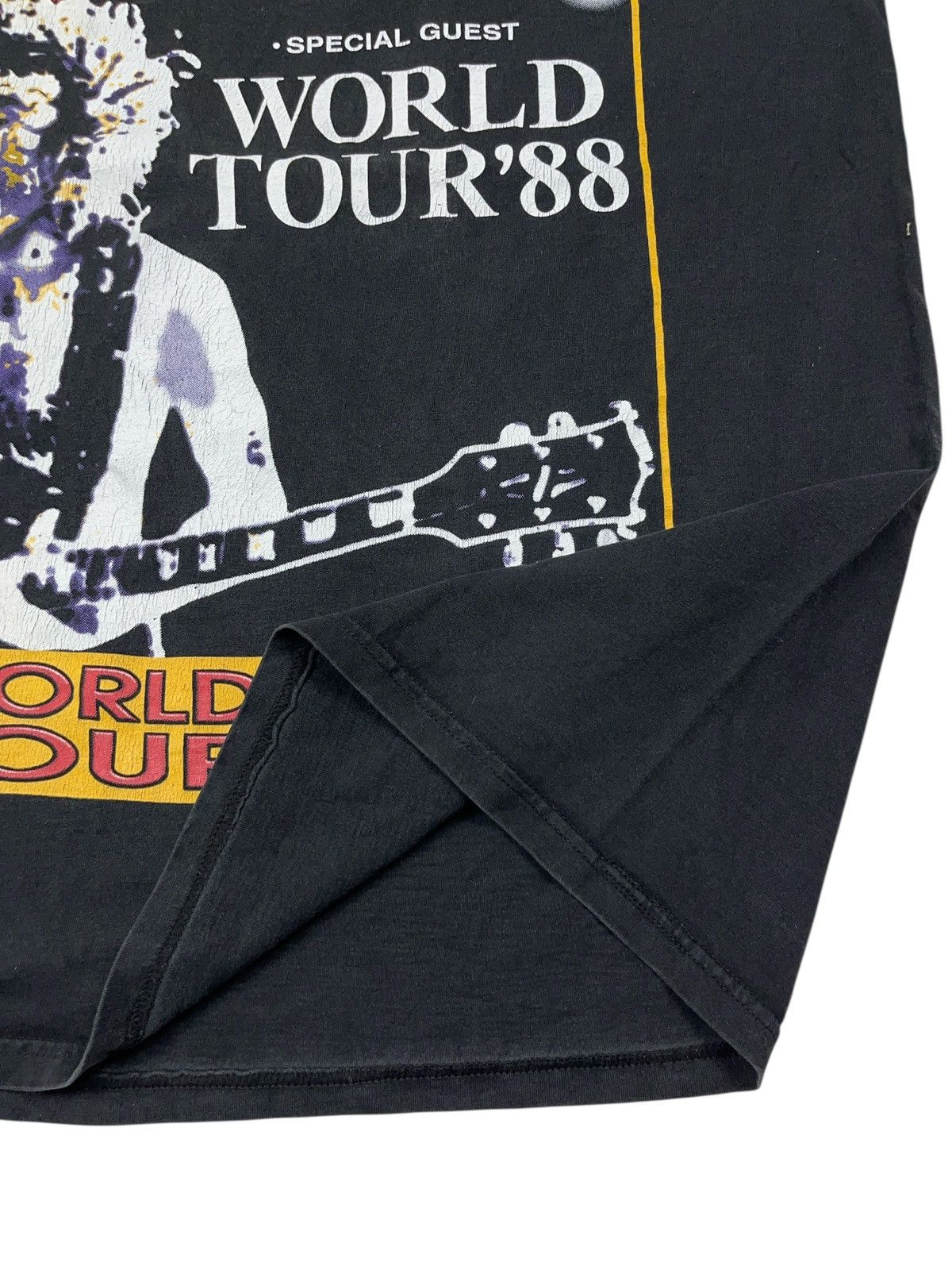 AC/DC × Band Tees × Vintage Vintage AC/DC 1988 World Tour Rock Band T-shirt Faded Size US XL / EU 56 / 4 - 2 Thumbnail