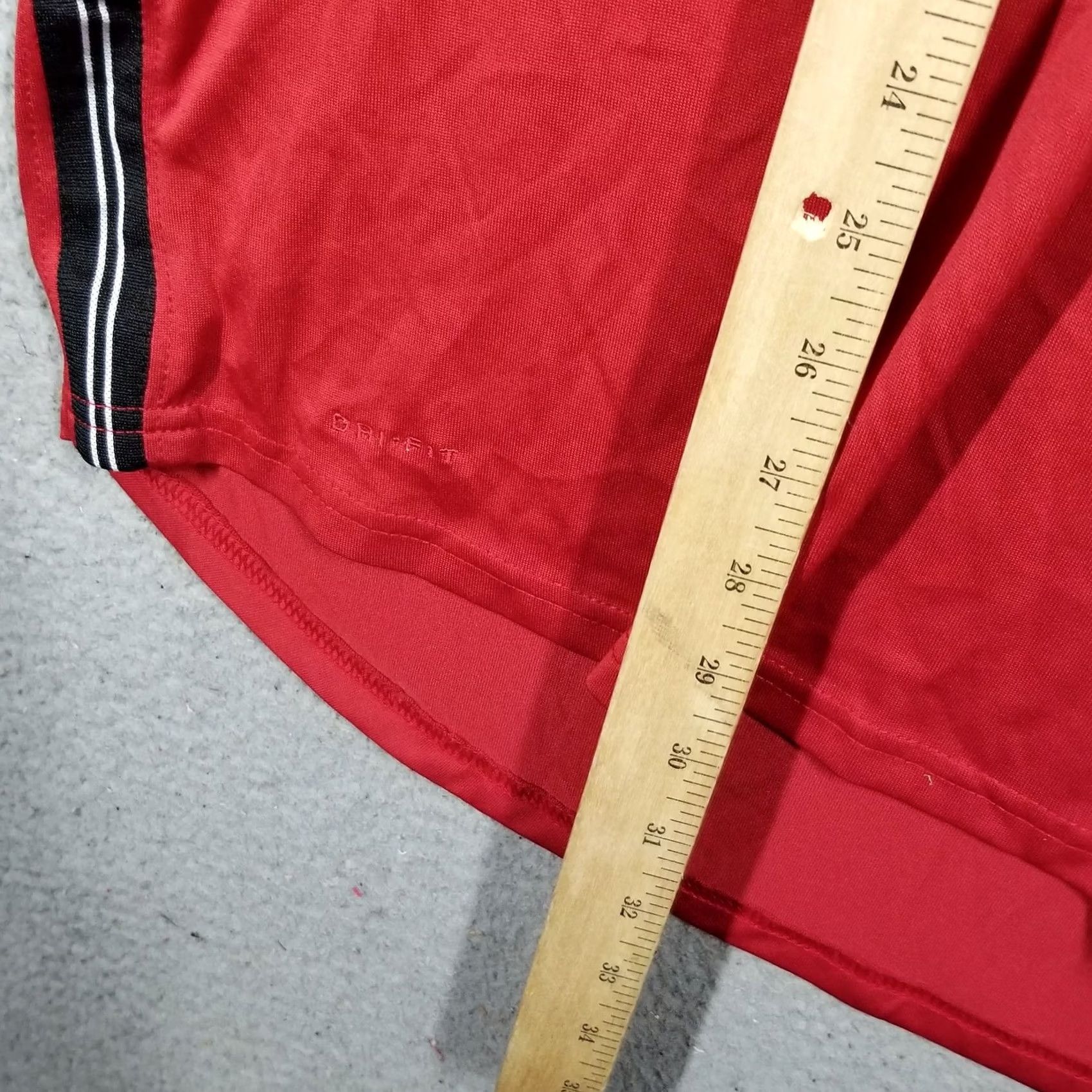 Nike Nike Shirt Mens Large Red Black Center Swoosh Ringer Vintage Y2K Gray Tag Size US L / EU 52-54 / 3 - 4 Thumbnail