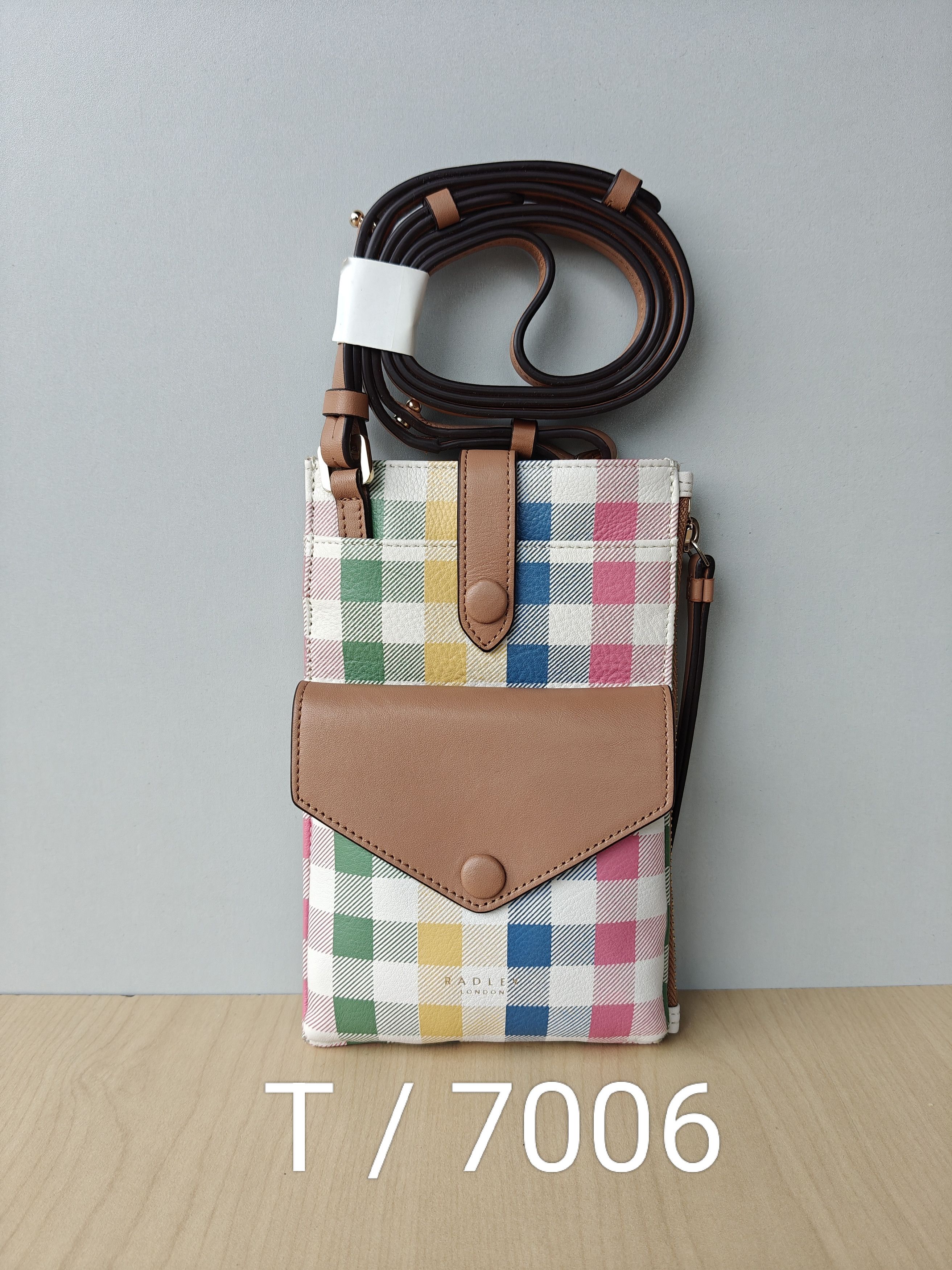 Other Radley London phone crossbody bag Free Shipping T/7006 Size ONE SIZE - 13 Thumbnail