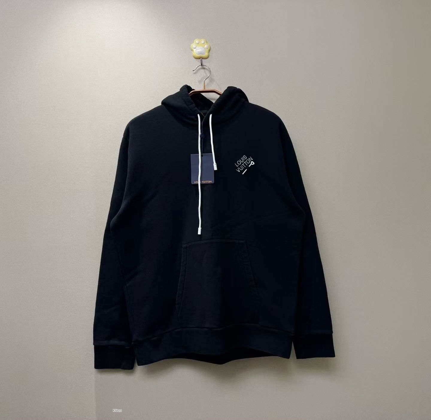 Louis Vuitton Louis Vuitton LV Black Embroidery Letter Hoodie Size US XL / EU 56 / 4 - 1 Thumbnail