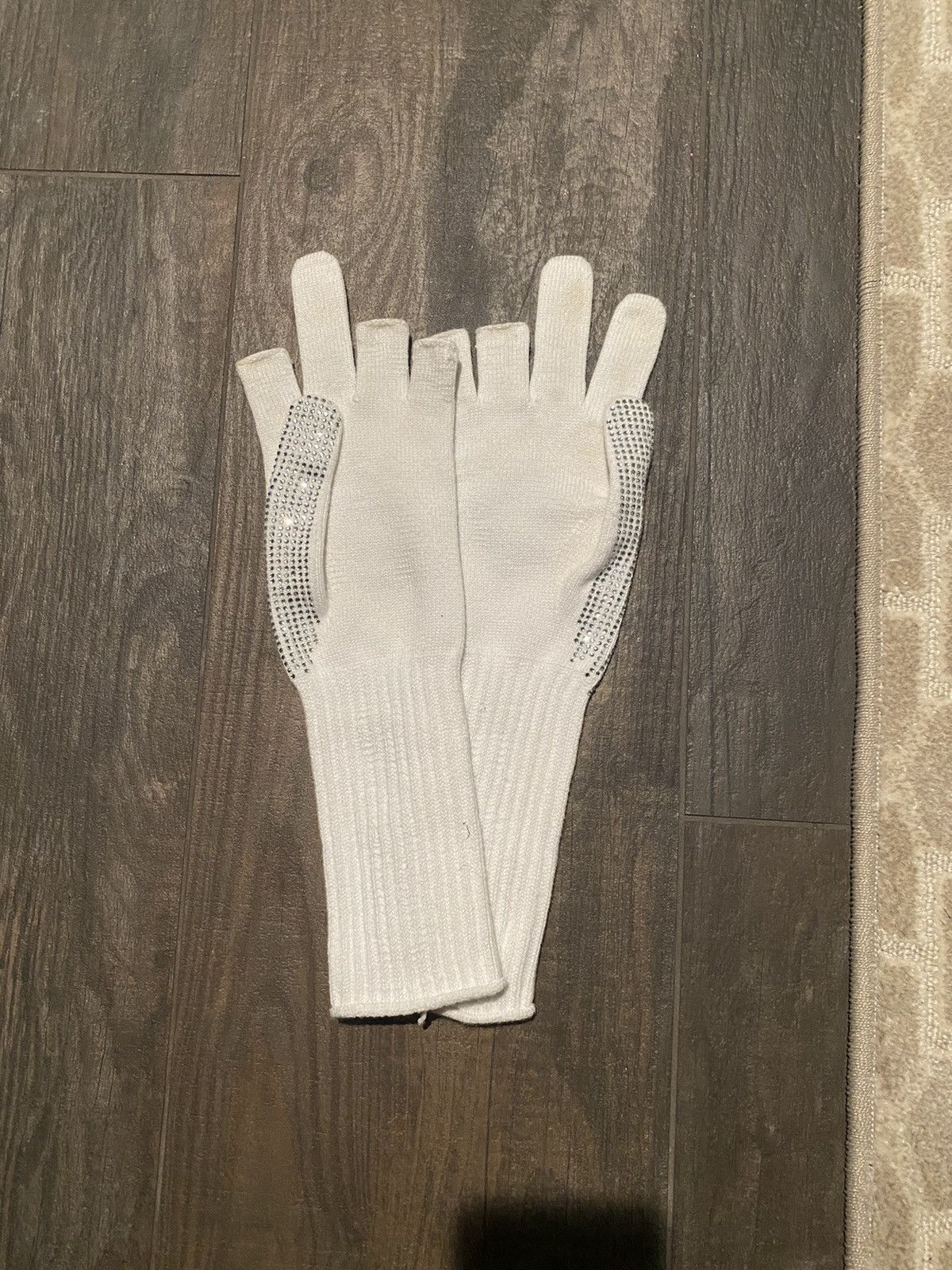 Doublet Doublet Finger Sign Studded Gloves Size ONE SIZE - 6 Thumbnail