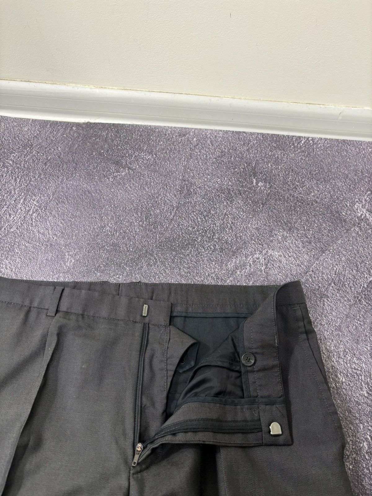 Hugo Boss Hugo Boss Men’s 2-Piece Formal Classic Luxury Wool Suit Size 42R - 19 Thumbnail