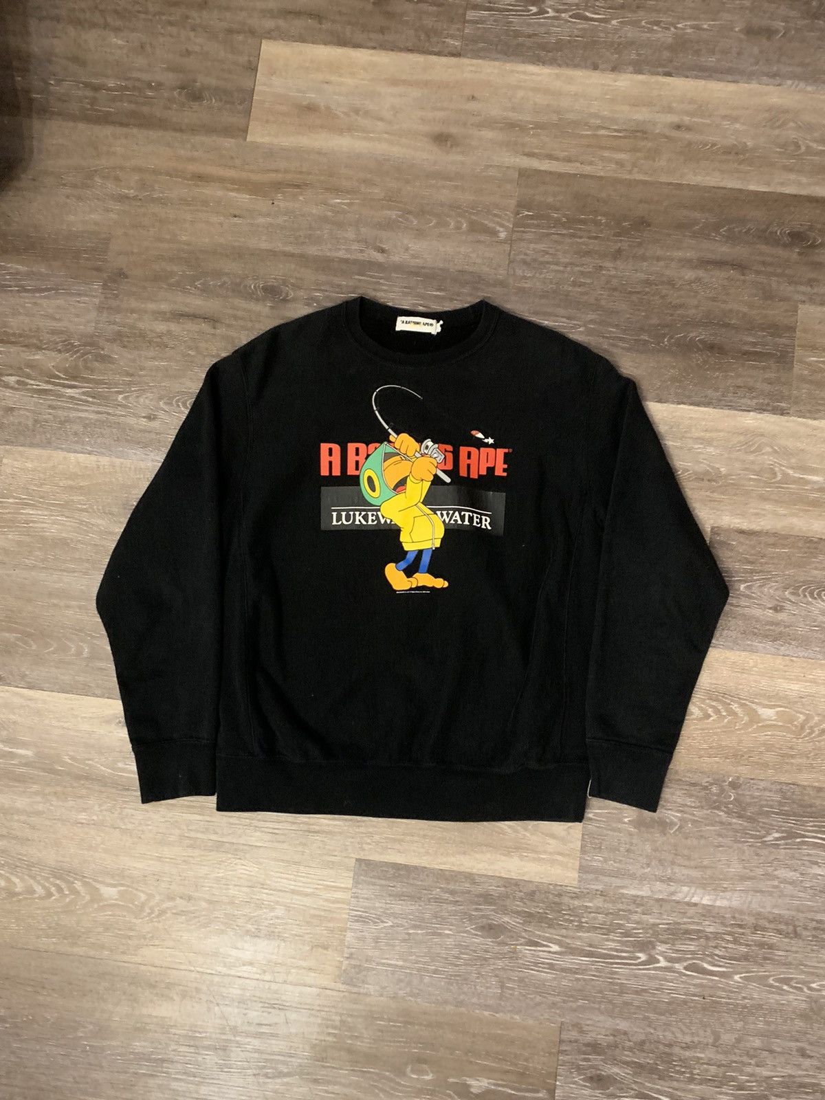 Bape Baby Milo Fishing Crewneck Size US M / EU 48-50 / 2 - 2 Thumbnail