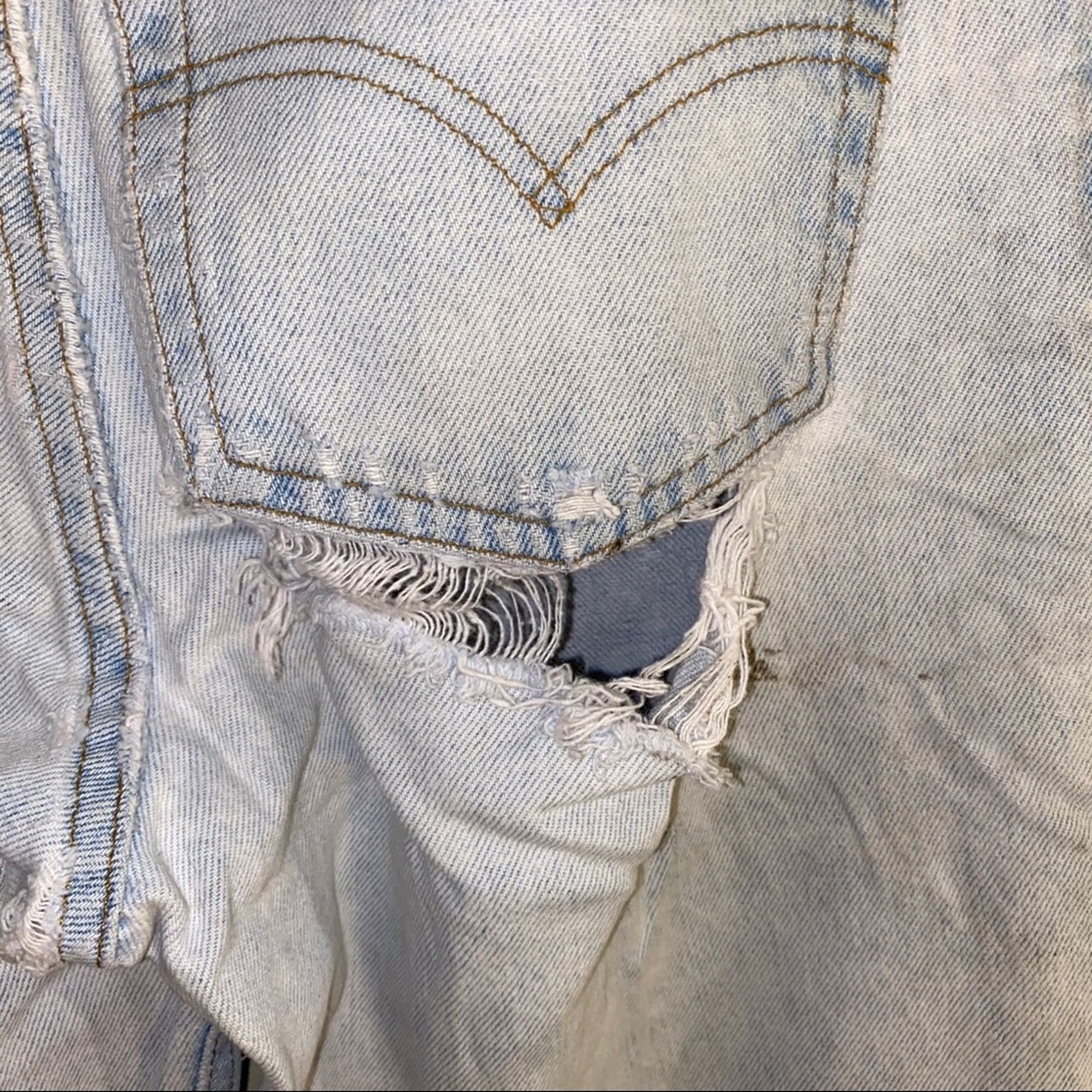 Levi's VNTG LEVIS destroyed high waisted mom jeans 33x36 grunge Size 33" - 7 Thumbnail