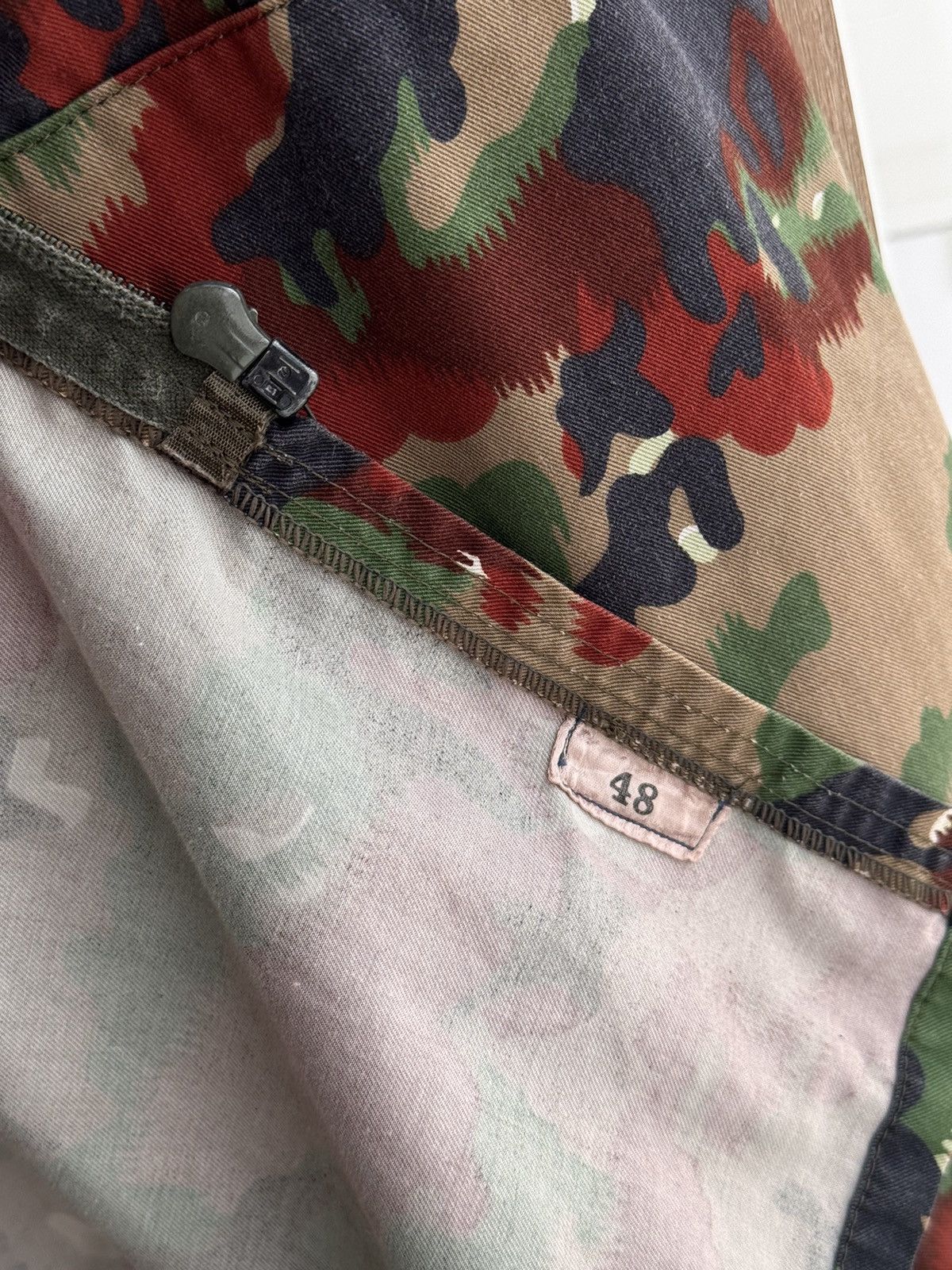 Vintage Swiss Army Military M70 Alpenflage Field RareCamouflage Jack Size US M / EU 48-50 / 2 - 15 Thumbnail