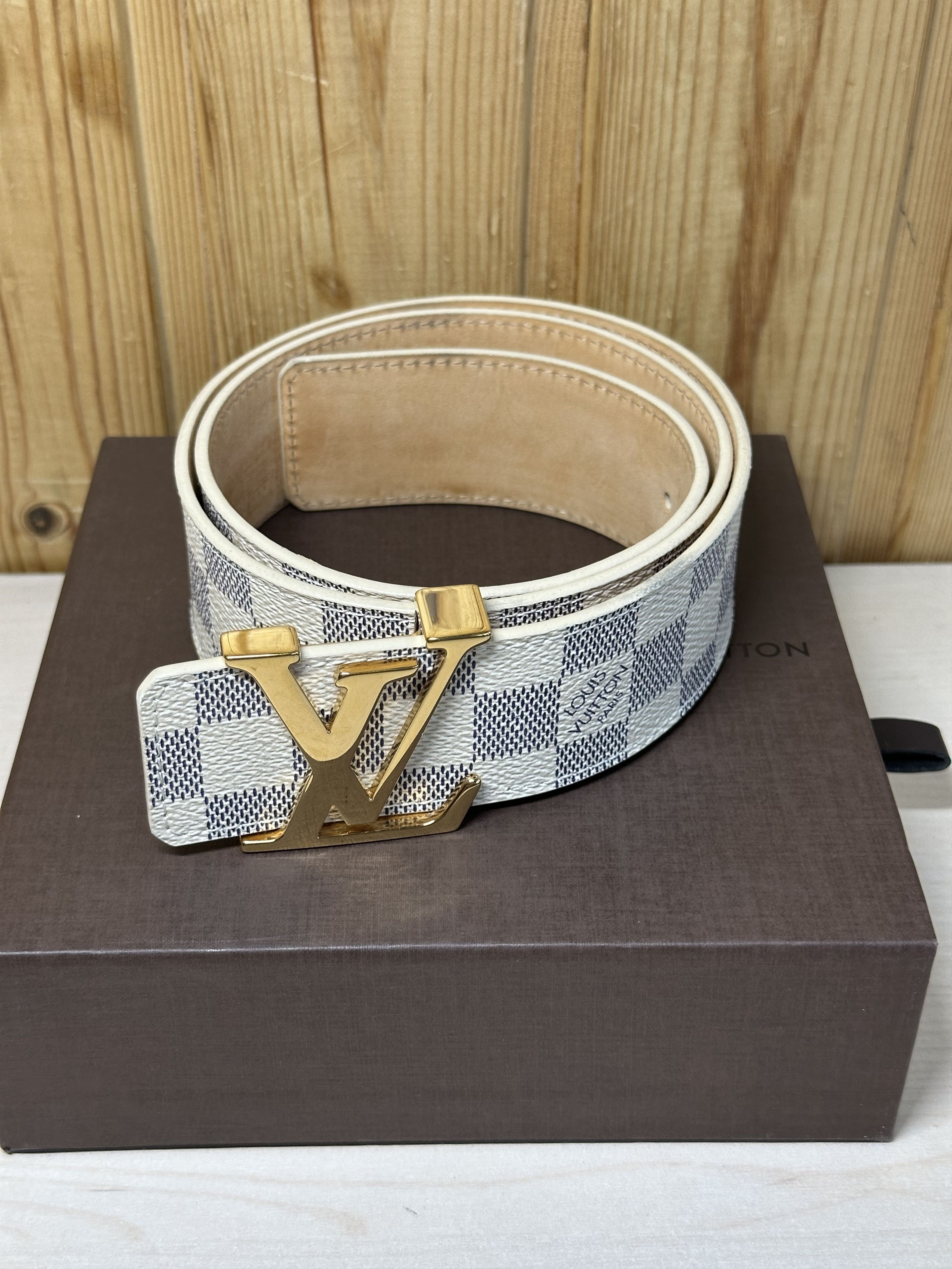 Louis Vuitton Louis Vuitton Belt White Size 28 - 2 Thumbnail