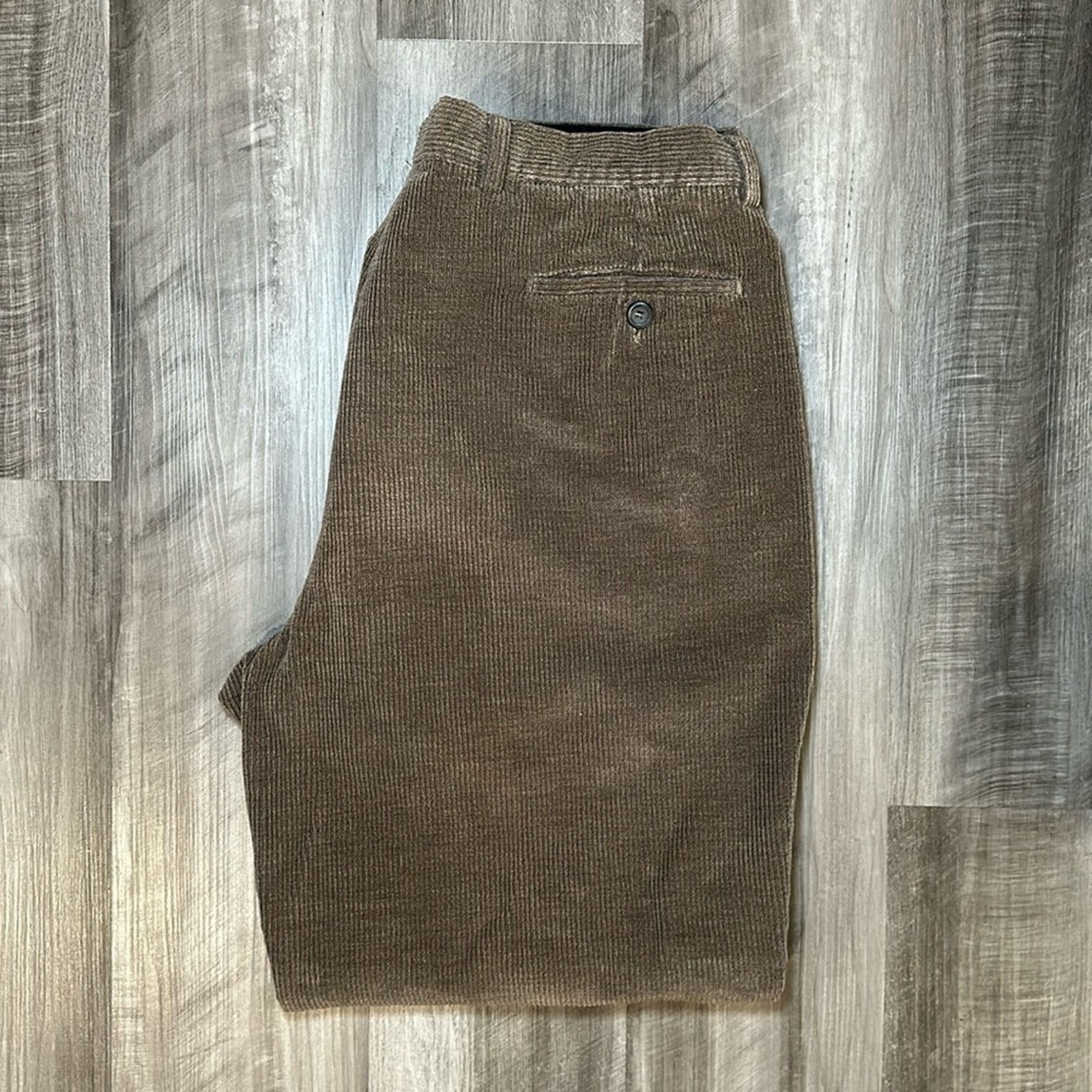 Ermenegildo Zegna Corduroy Pleated Pants 38