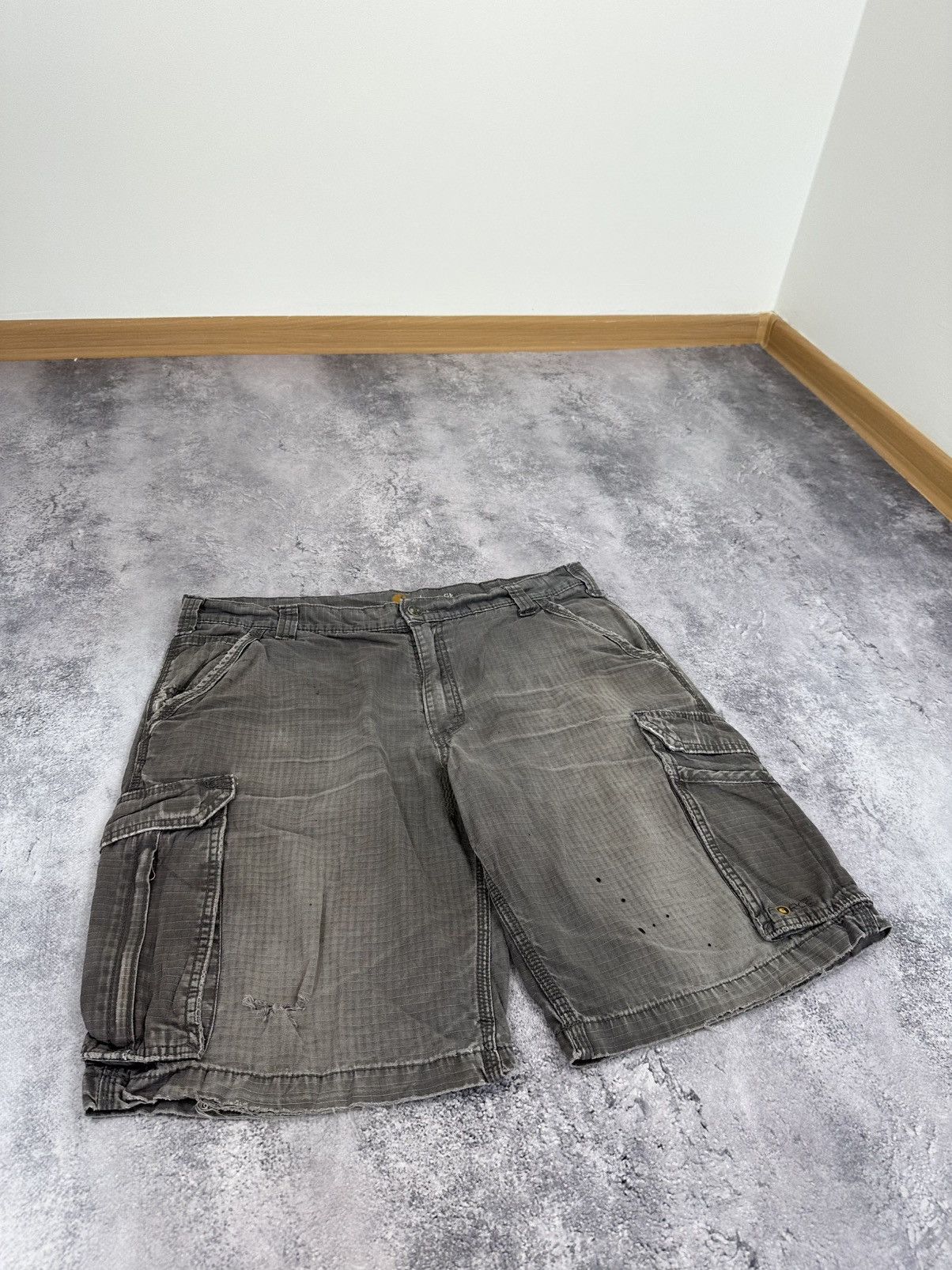 Carhartt Vintage Carhartt Distressed Faded Trashed Cargo Work Shorts Size US 36 / EU 52 - 8 Thumbnail