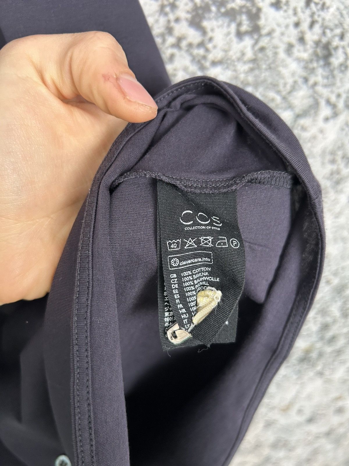 Cos COS Minimalist Scandinavian Basic Short Navy Avant Garde Size US L / EU 52-54 / 3 - 6 Thumbnail