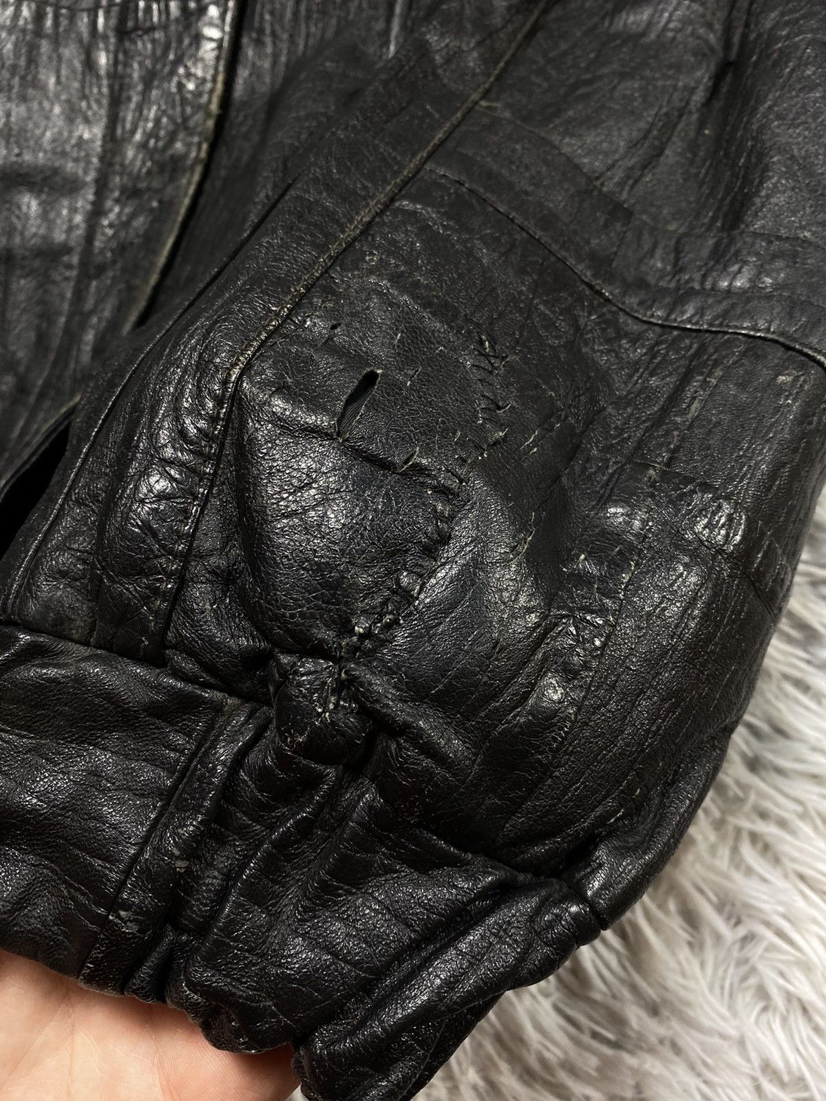 Genuine Leather Disstresed Vintage Black Sleeveless Jacket 36 Japanese Brand Size 36R - 10 Thumbnail