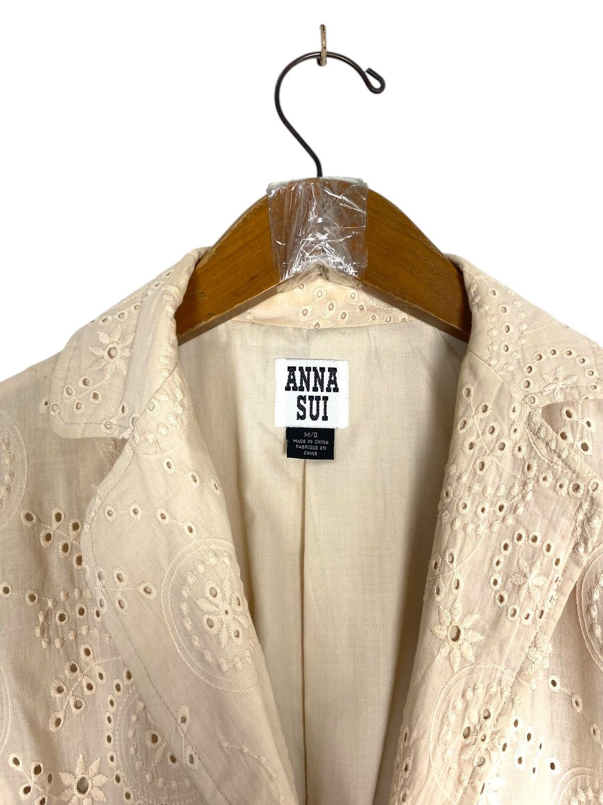 Anna Sui Rare‼️ Vintage Anna Sui Ivory Eyelet Jacket Size S / US 4 / IT 40 - 4 Thumbnail