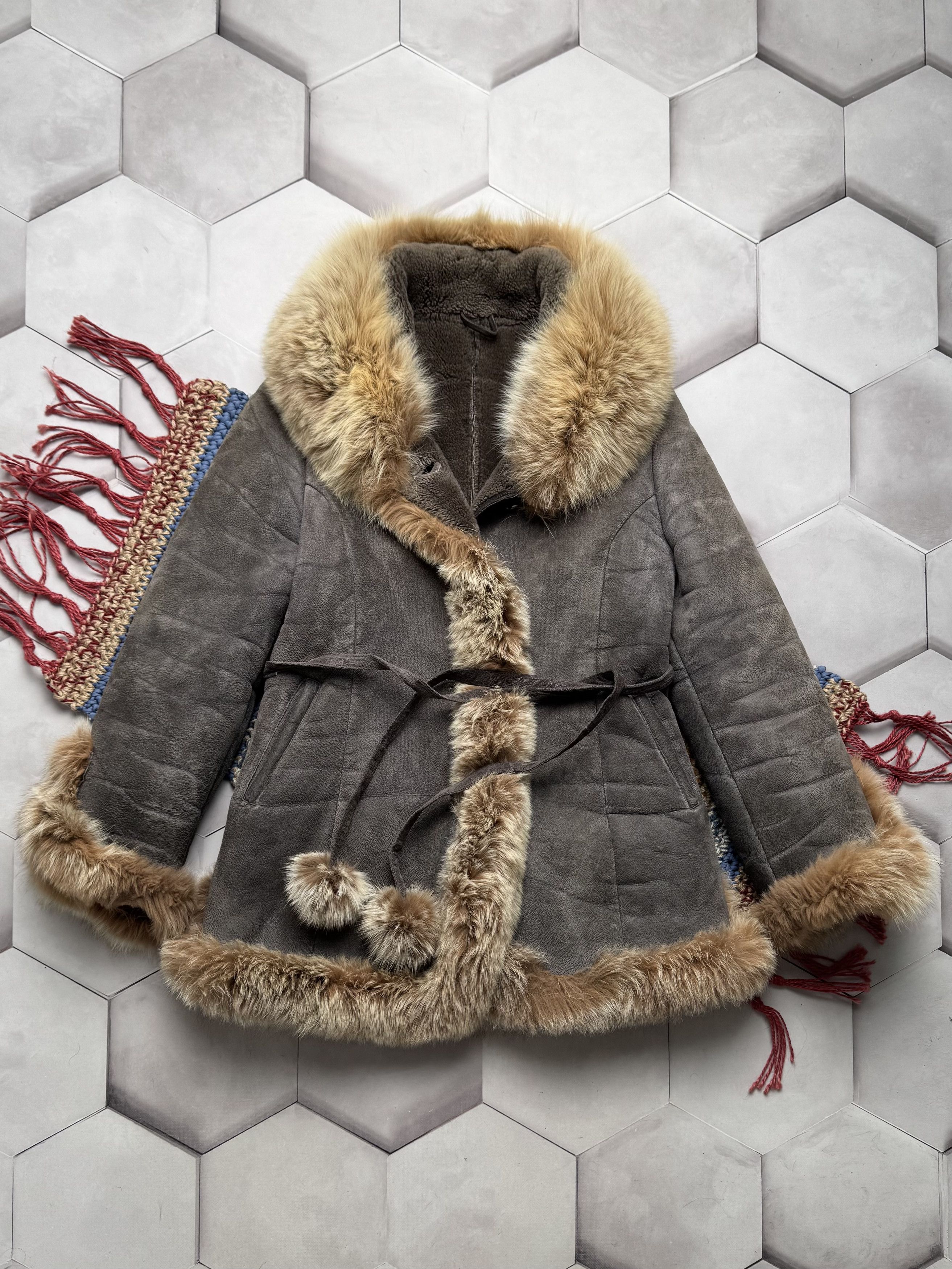 Japanese Brand Vintage Real Sheepskin Coat (E4) Size M / US 6-8 / IT 42-44 - 1 Thumbnail