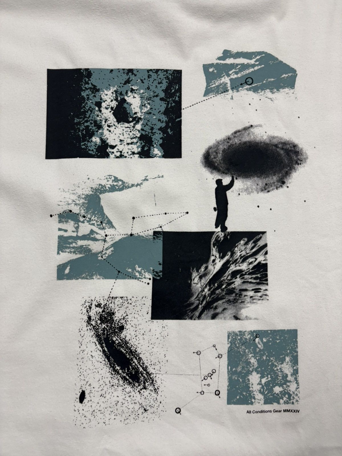 Nike ACG Nike ACG Space Constellation MMXXIV Graphic T-Shirt XXL Size US XXL / EU 58 / 5 - 6 Thumbnail