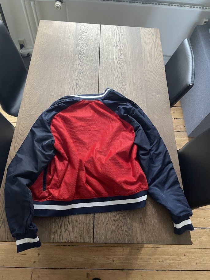 Tommy Hilfiger Tommy Jeans Reversible Bomber/Varsity Jacket Size US M / EU 48-50 / 2 - 6 Thumbnail
