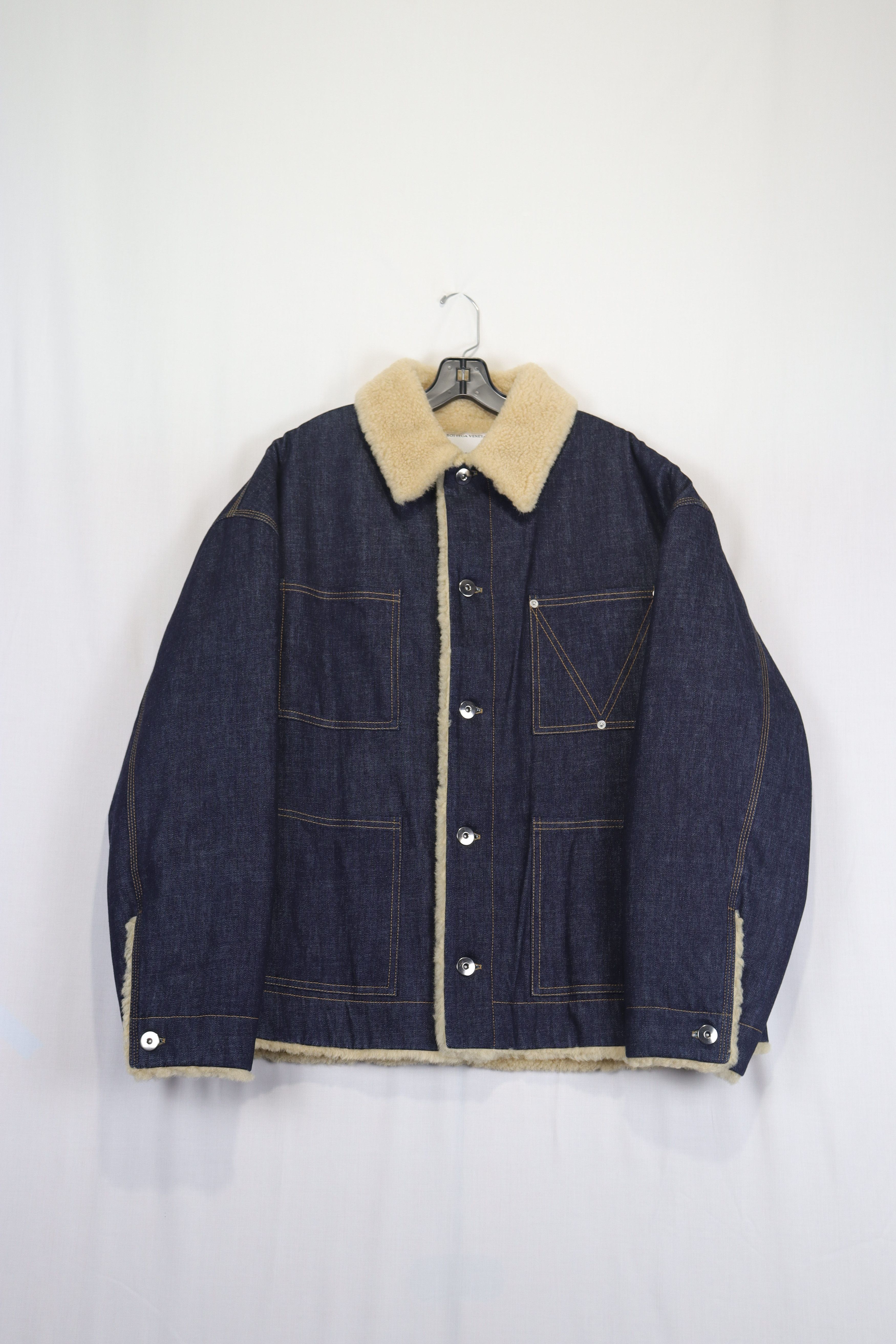 image of Bottega Veneta O1Rshd11223 Heavy Denim Shelling Logo Jacket In Blue, Men's (Size Medium)