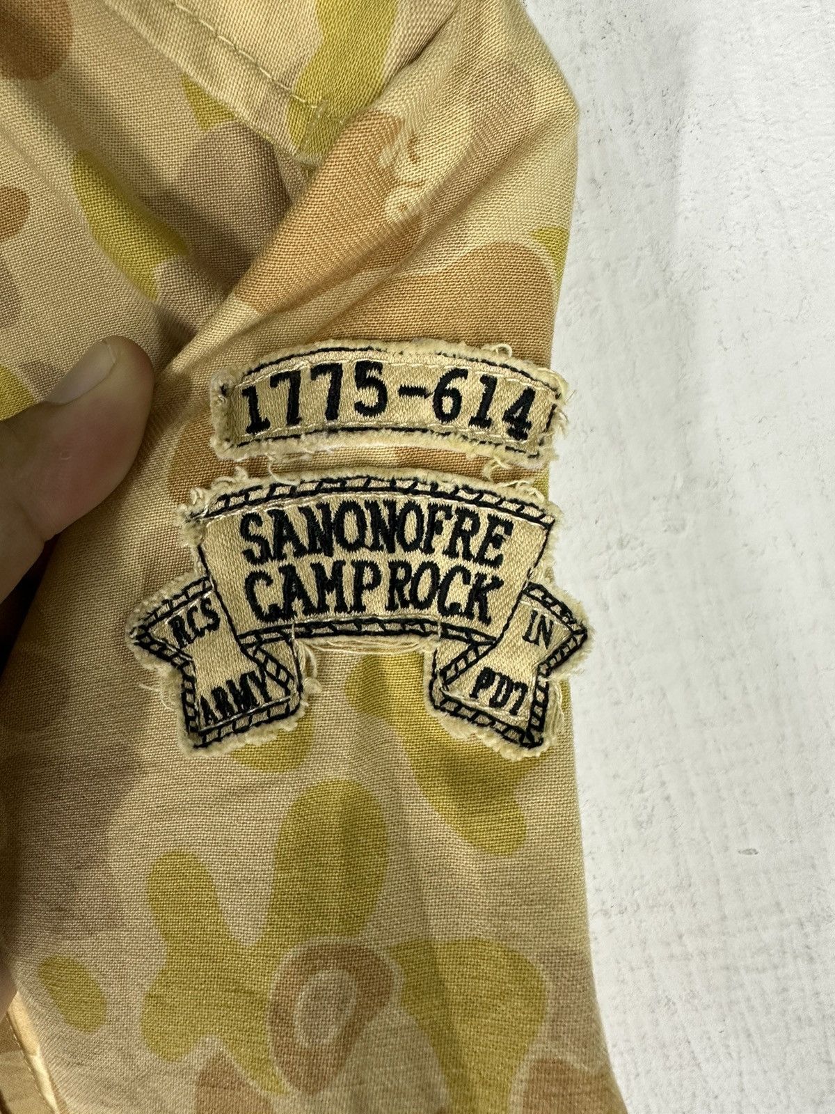 If Six Was Nine × Japanese Brand Vintage Camo Rodeo Crowns Girl Camp Rock 2004 Denim Jacket Size US M / EU 48-50 / 2 - 10 Thumbnail