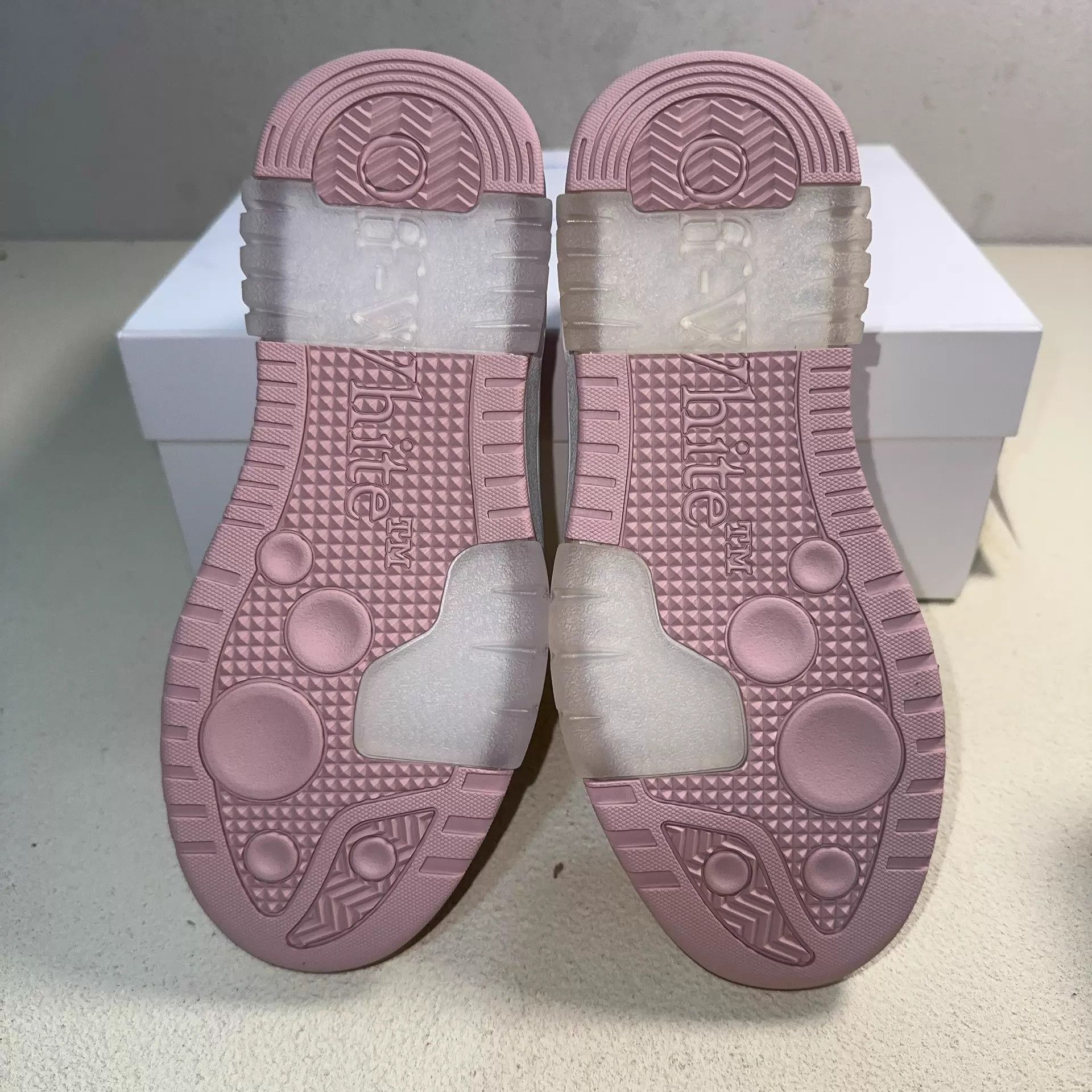 Off-White Off-White Out of Office Lows Women's Pink/White Size US 5.5 / IT 35.5 - 4 Thumbnail
