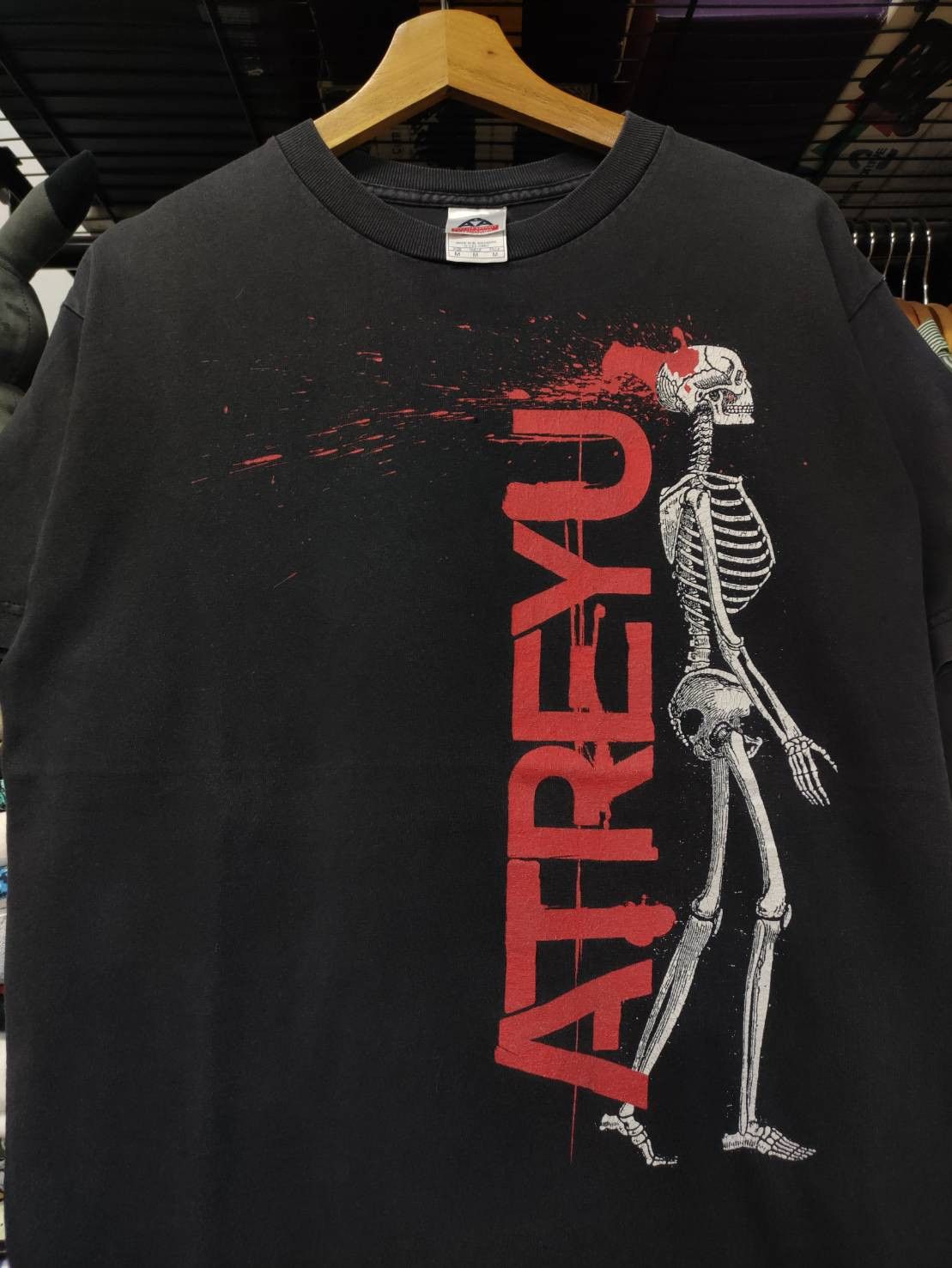 Band Tees Vtg 00's Atreyu Band " Shoot Head Skeleton " T-Shirt Size US M / EU 48-50 / 2 - 1 Thumbnail