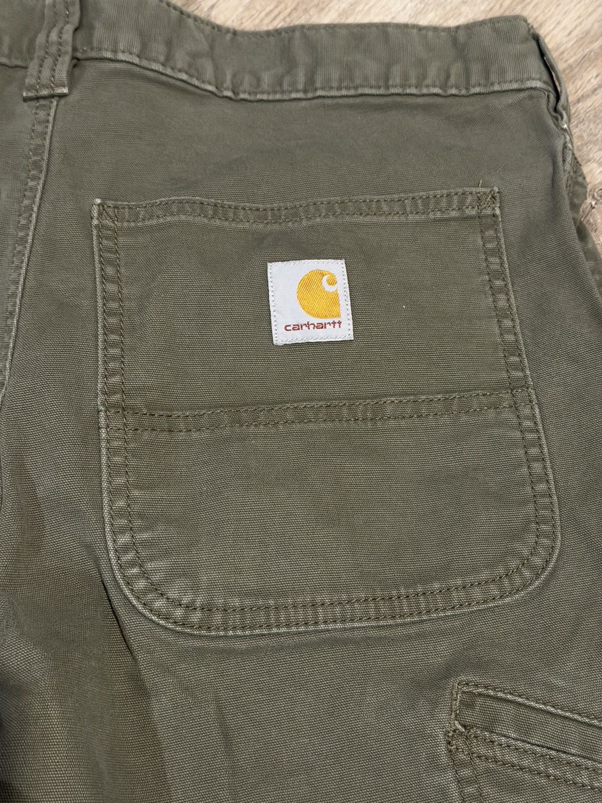 Carhartt Carhartt Workwear Carpenter Shorts Olive Green Sz. 31 WORN Size US 31 - 2 Thumbnail