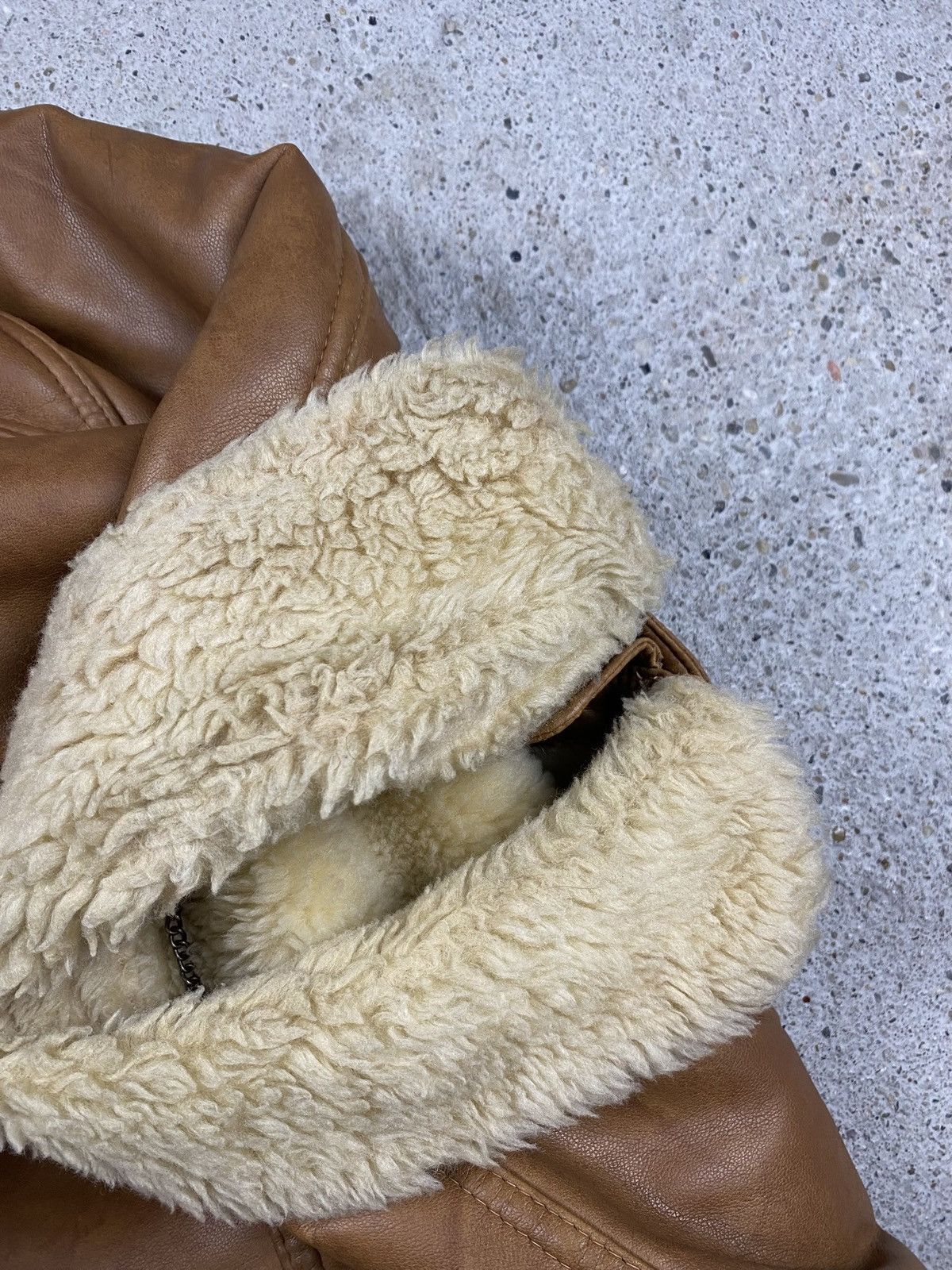 Vintage Shearling leather jacket brown vintage Size US XL / EU 56 / 4 - 16 Thumbnail