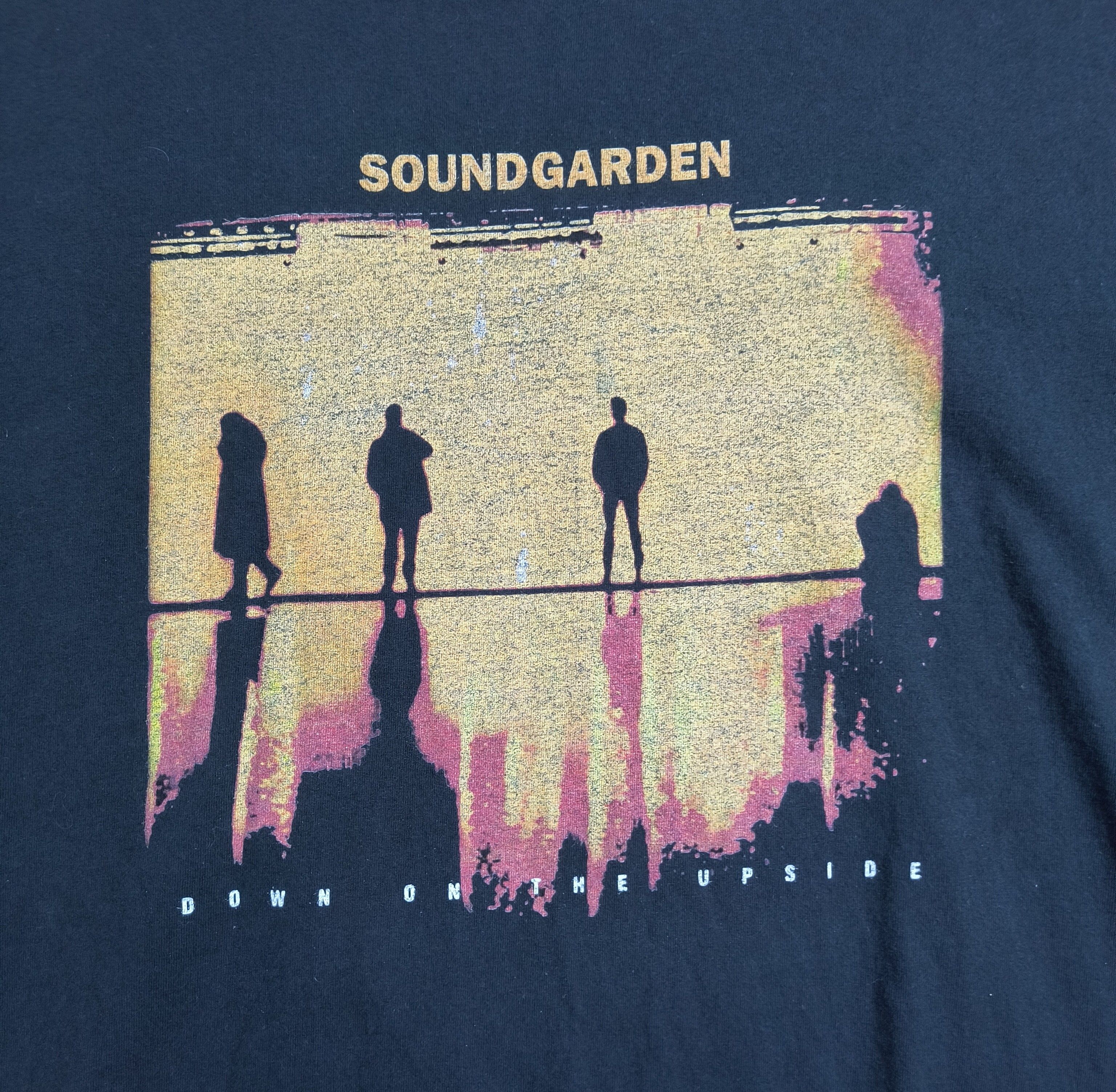Band Tees Vintage Soundgarden "down on the upside" tee Size US XXL / EU 58 / 5 - 1 Thumbnail
