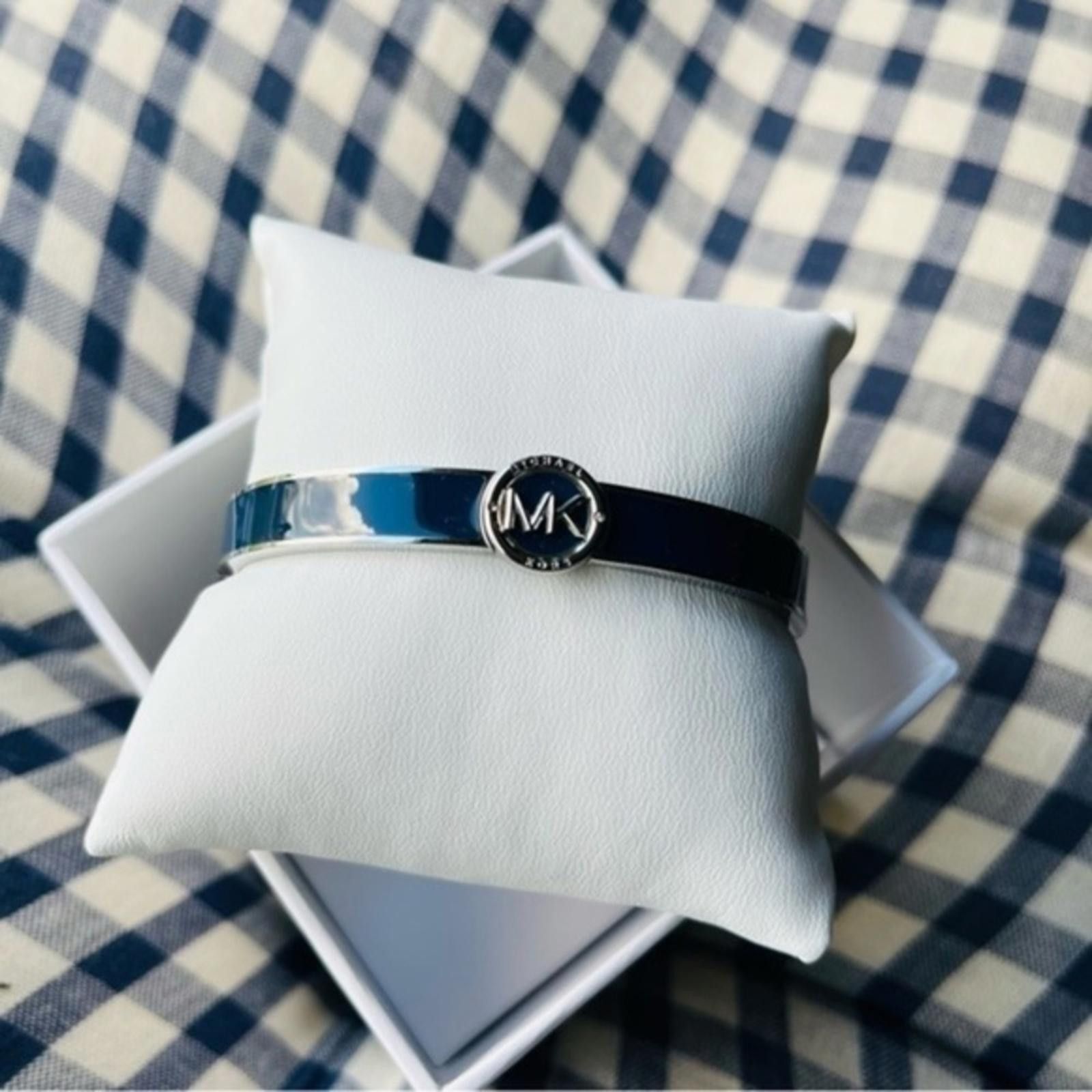 Michael Kors Michael Kors Silver And Blue Enamel Bracelet Size ONE SIZE - 1 Thumbnail