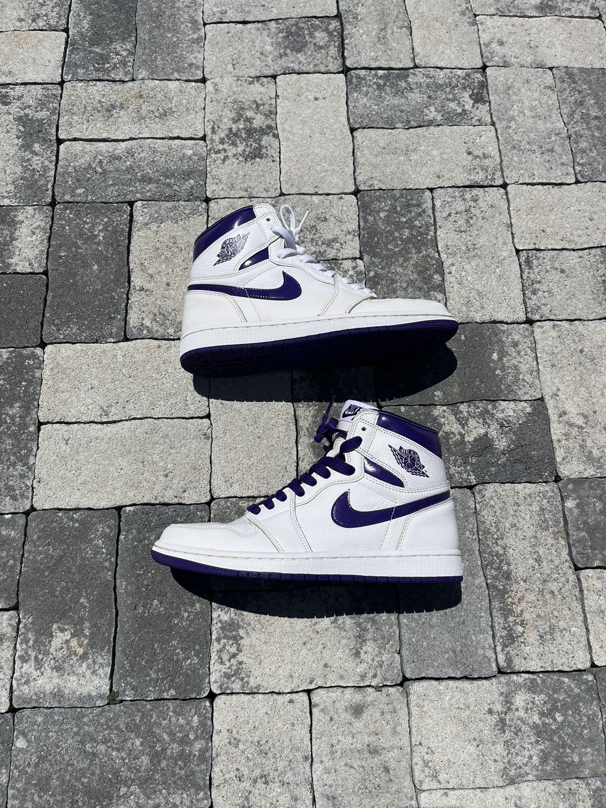 Jordan Brand Air Jordan 1 High OG Court Purple Size US 8 / EU 41 - 3 Thumbnail